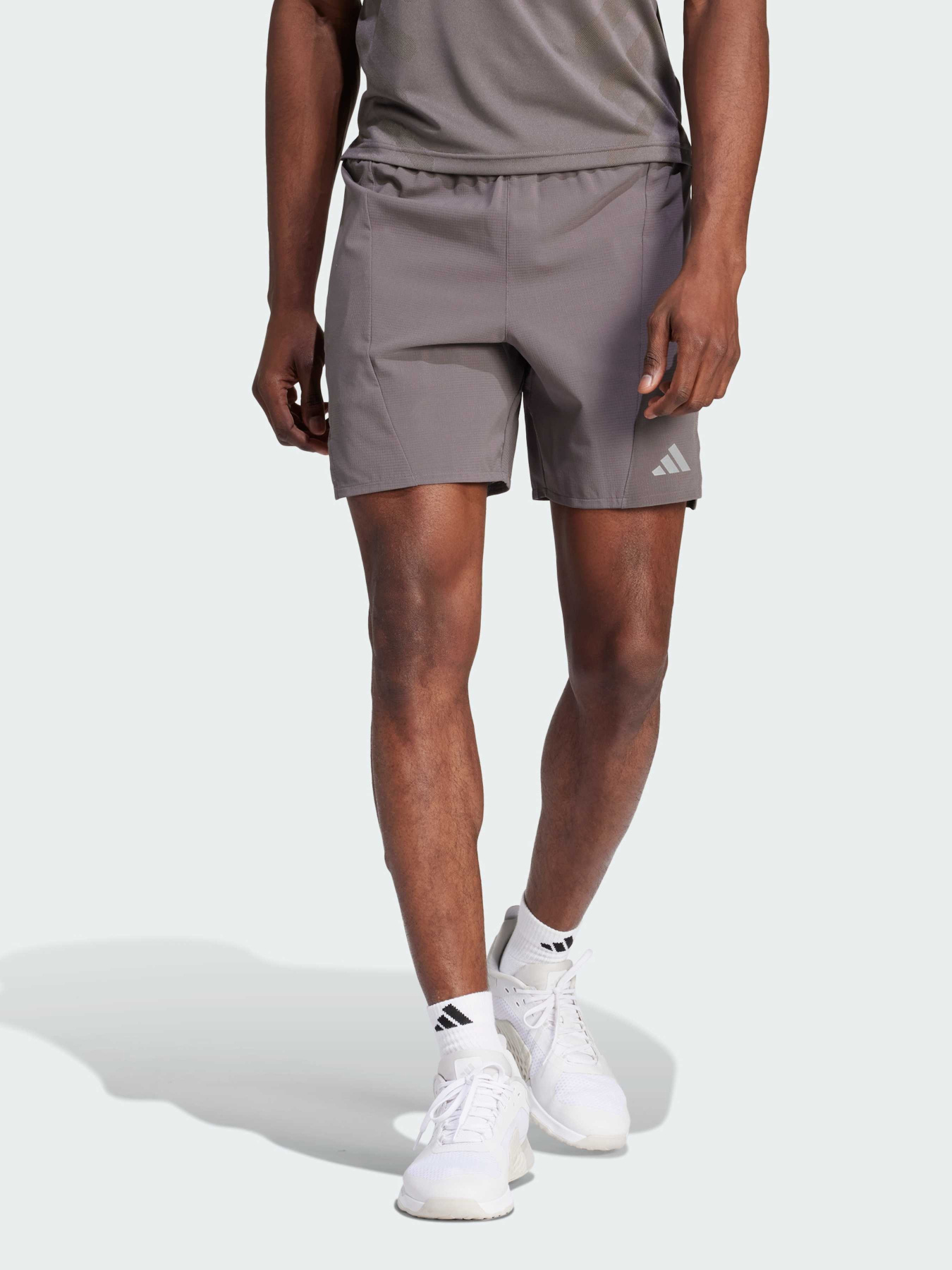 Шорты спортивные Adidas модель IS3734 Фото