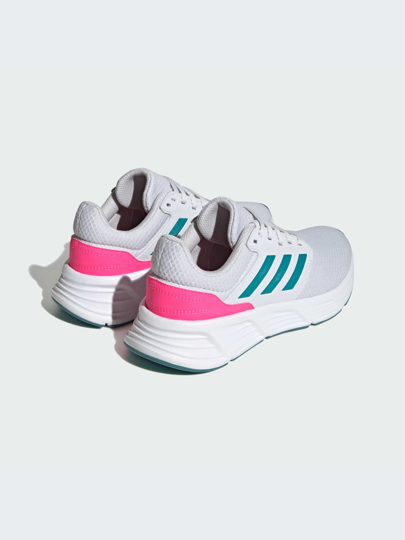 Кроссовки для бега Adidas Galaxy модель IE1989 Кроссовки для бега Adidas Galaxy модель IE1989 Фото