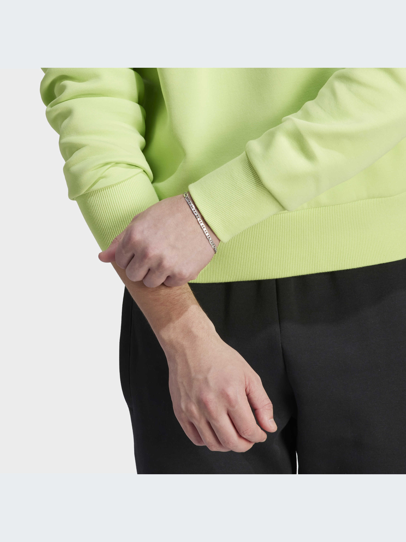 Свитшот Adidas модель IJ6403 Фото