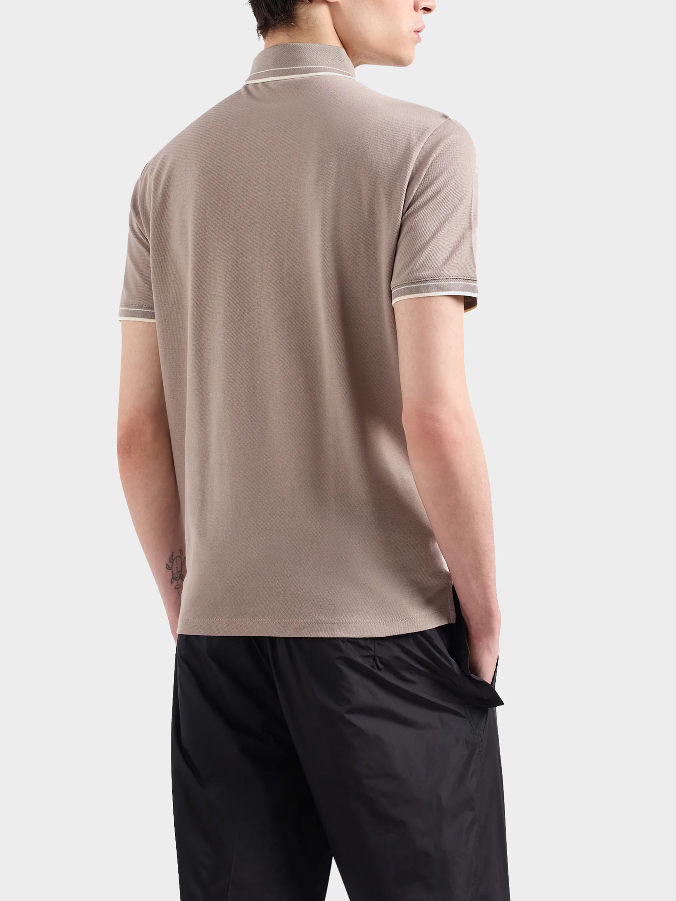 Футболки и поло Emporio Armani модель 3D1FM6-1JTKZ-0650 Фото