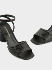 Сандалии Emporio Armani модель X3P831-XF271-00002 Фото