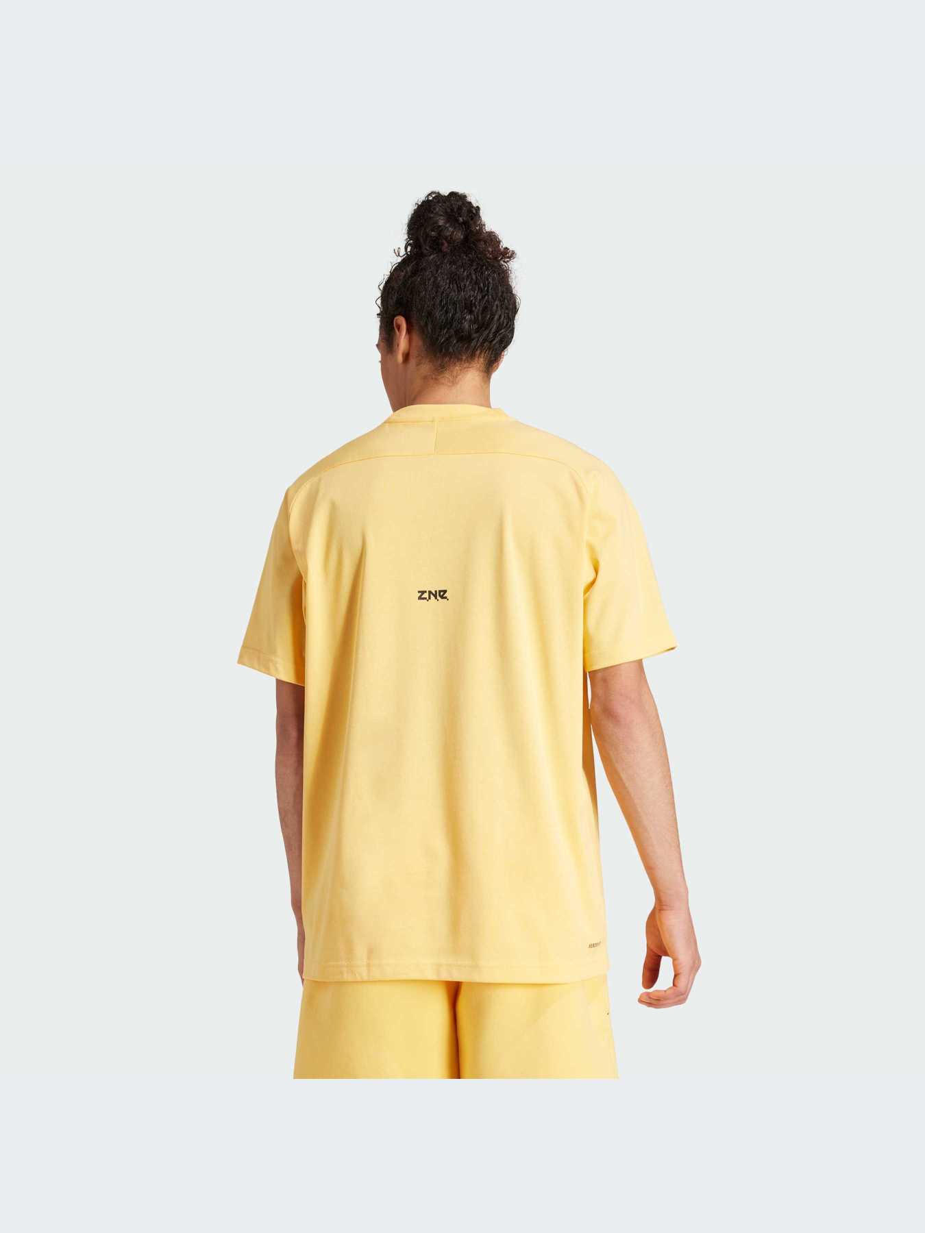 Футболка Adidas ZNE модель IR5238 Фото