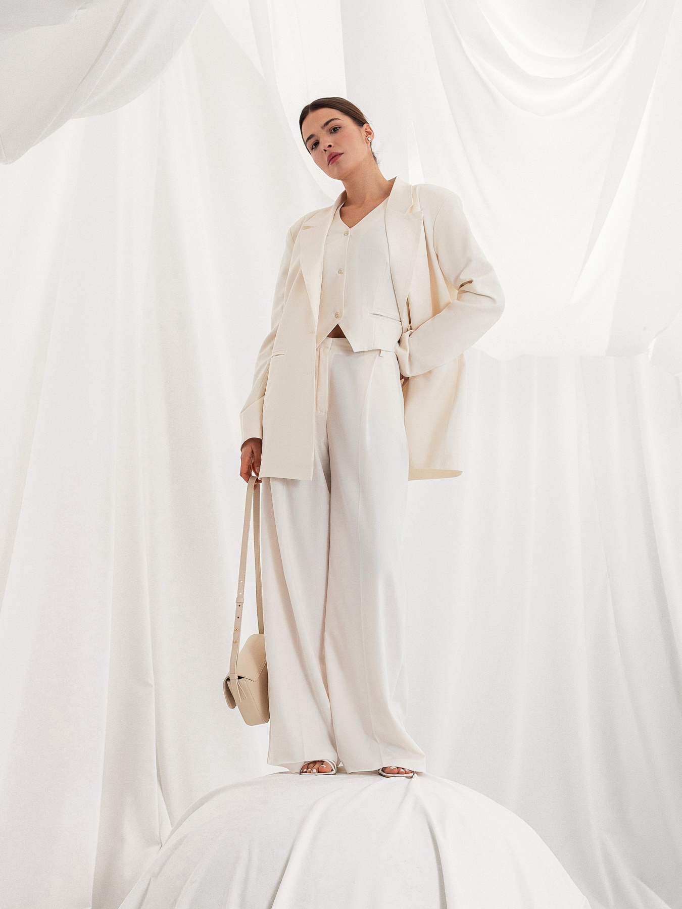 Классический жилет Romashka модель 399013706072 Фото