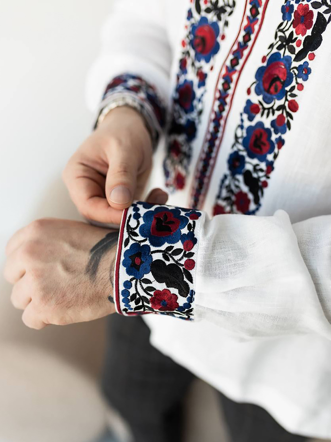 Вишита сорочка Golden Trinity модель BART05 Фото