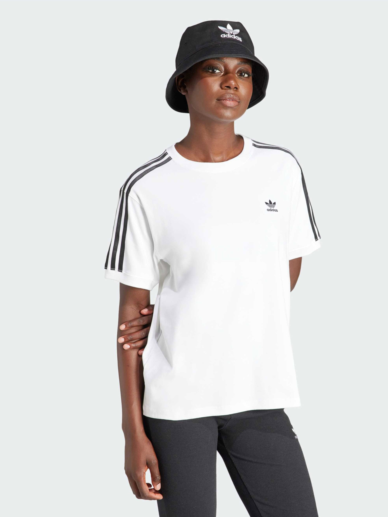 Футболки и поло Adidas модель IR8051 Футболки и поло Adidas модель IR8051 Фото