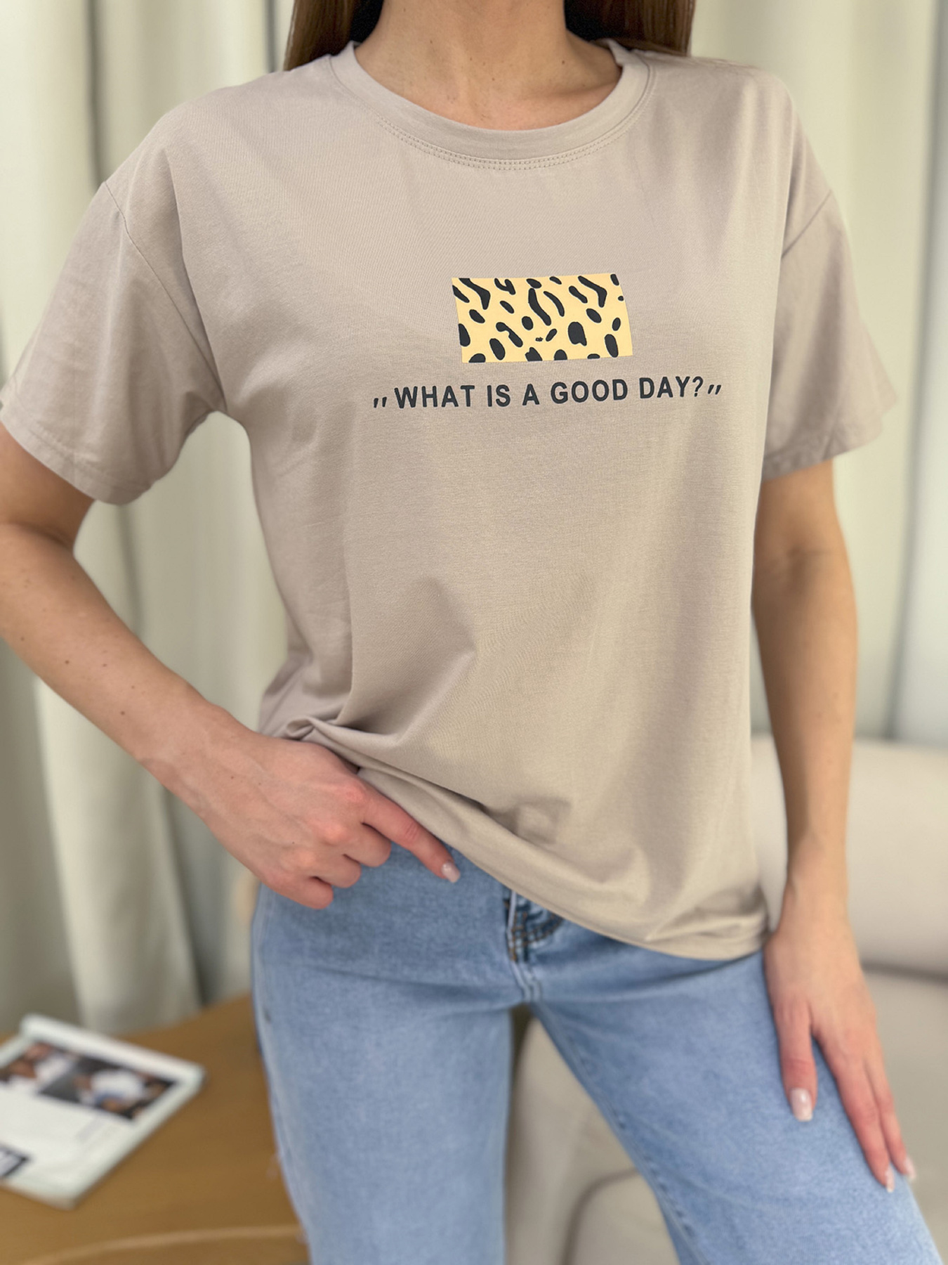 Футболка ISSA Plus модель WN20-605_бежевый Футболка ISSA Plus модель WN20-605_бежевый Фото