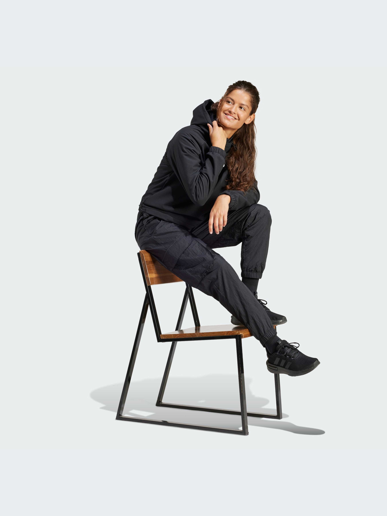 Джоггеры Adidas модель IQ4826 Фото