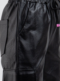 Джогери J.B4 (Just Before) модель 2WG10002 Джогери J.B4 (Just Before) модель 2WG10002 Фото