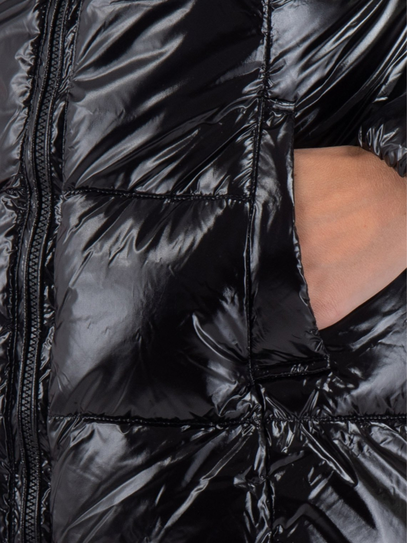 Пуховик Bomboogie модель CW.428P.TGBL.90 Фото