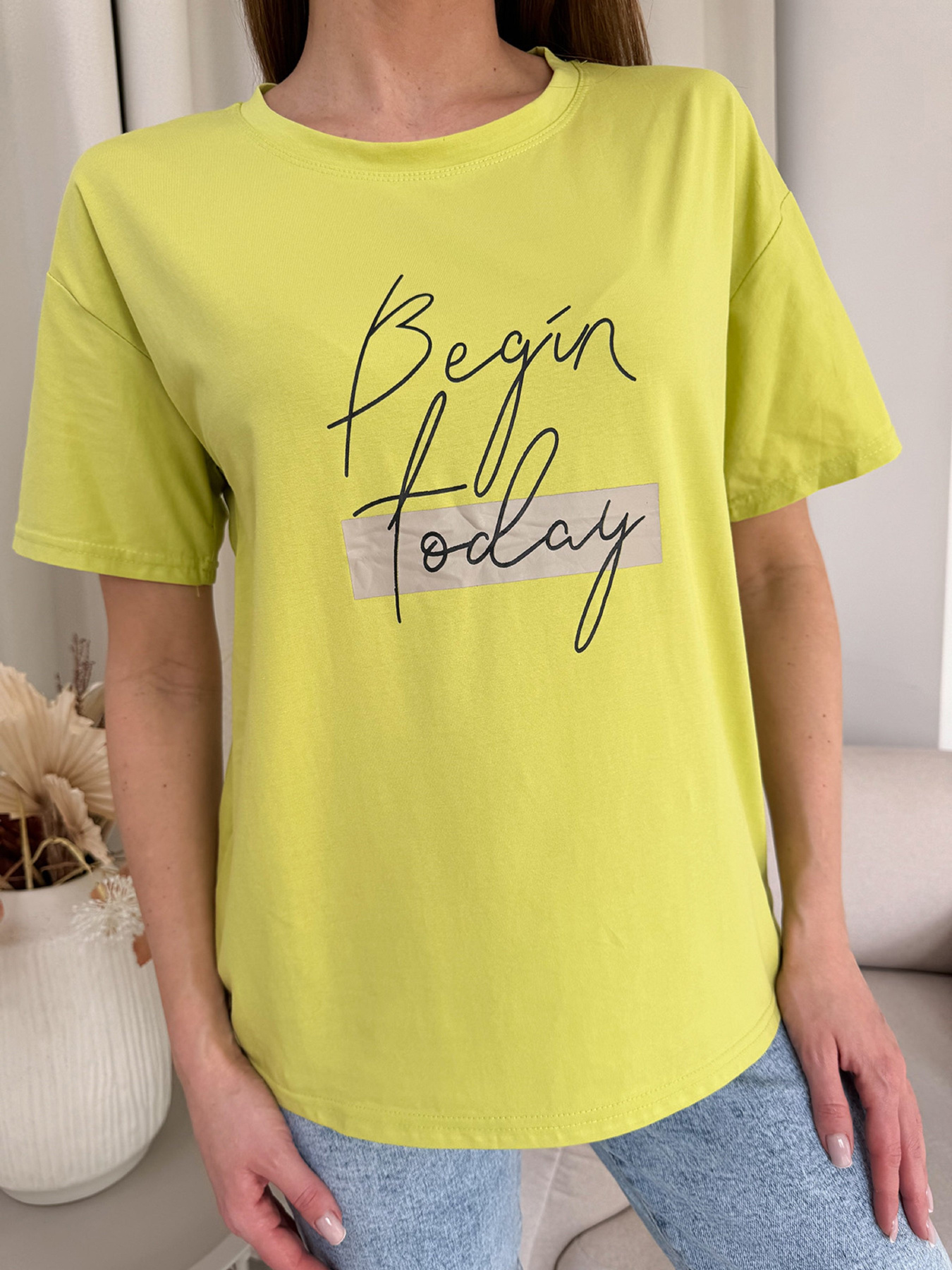 Футболка ISSA Plus модель WN20-604_салатовый Футболка ISSA Plus модель WN20-604_салатовый Фото