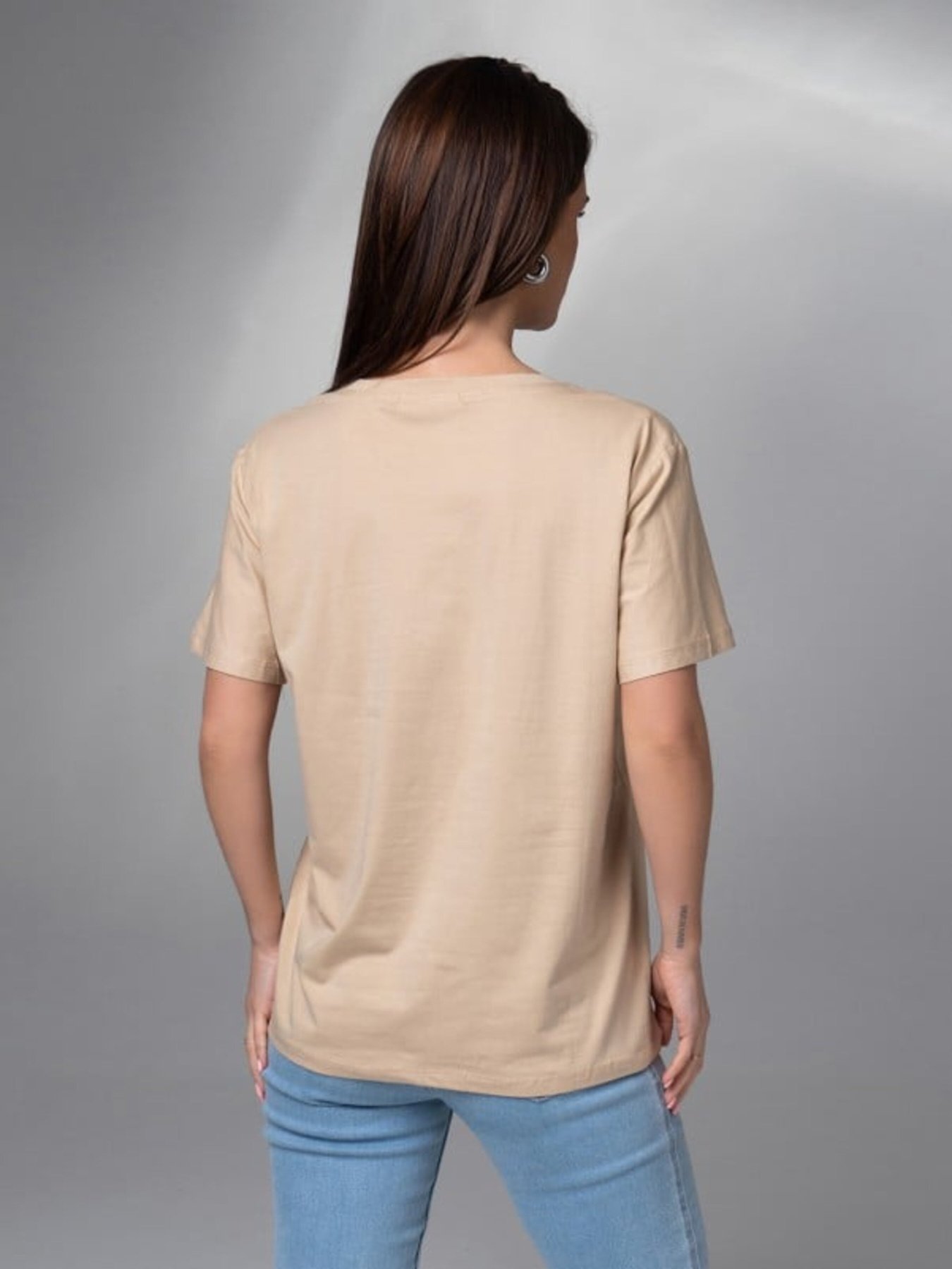 Футболка ISSA Plus модель WN20-616_бежевый Футболка ISSA Plus модель WN20-616_бежевый Фото