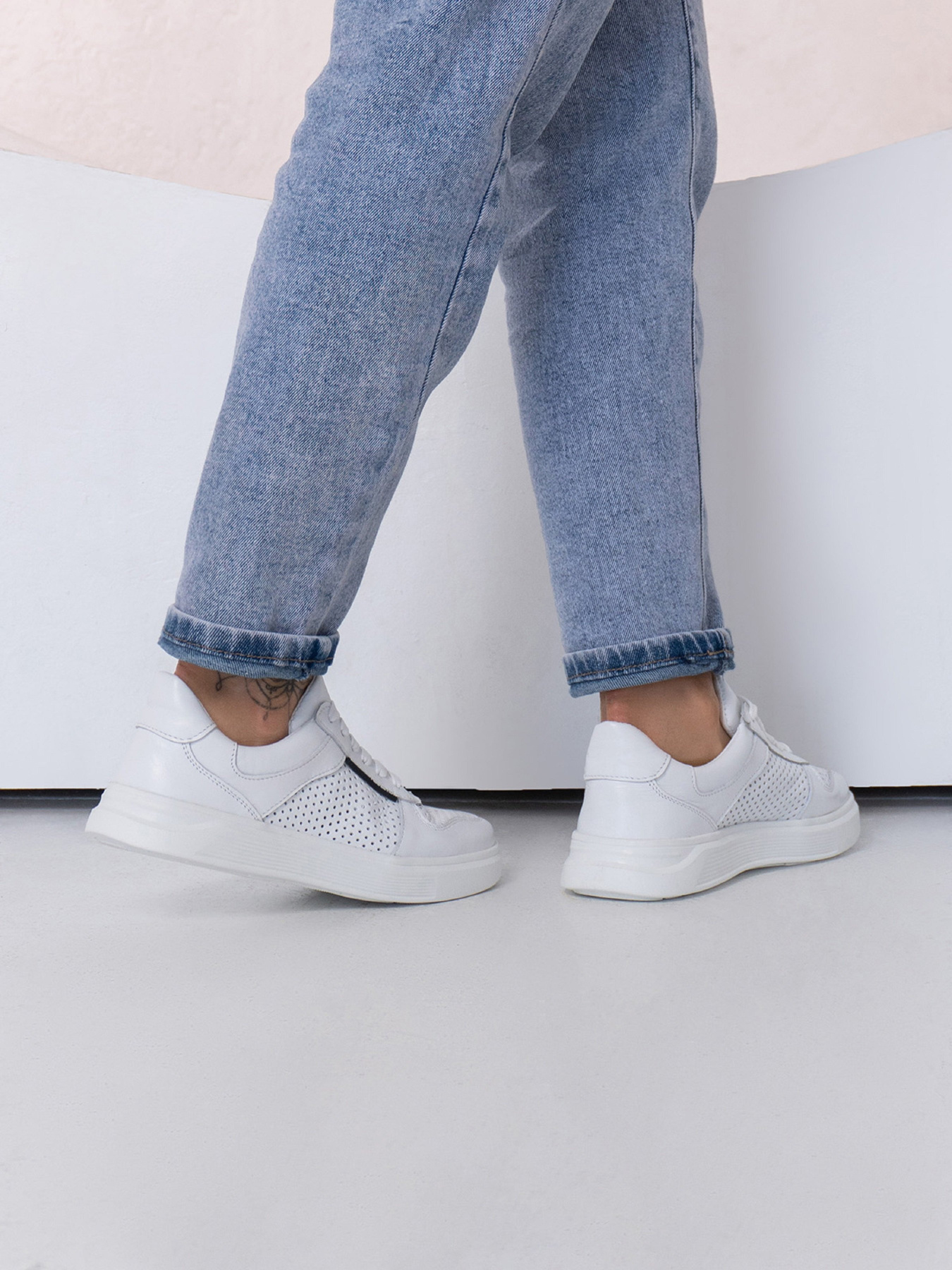 Кросівки ISSA Plus модель OB2-433_белый Фото