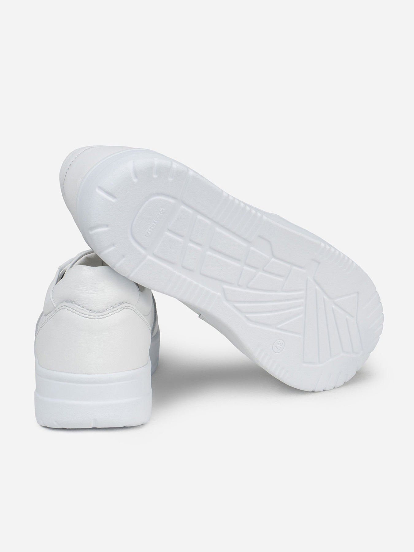 Кросівки повсякденні ISSA Plus модель OB2-451_белый Фото