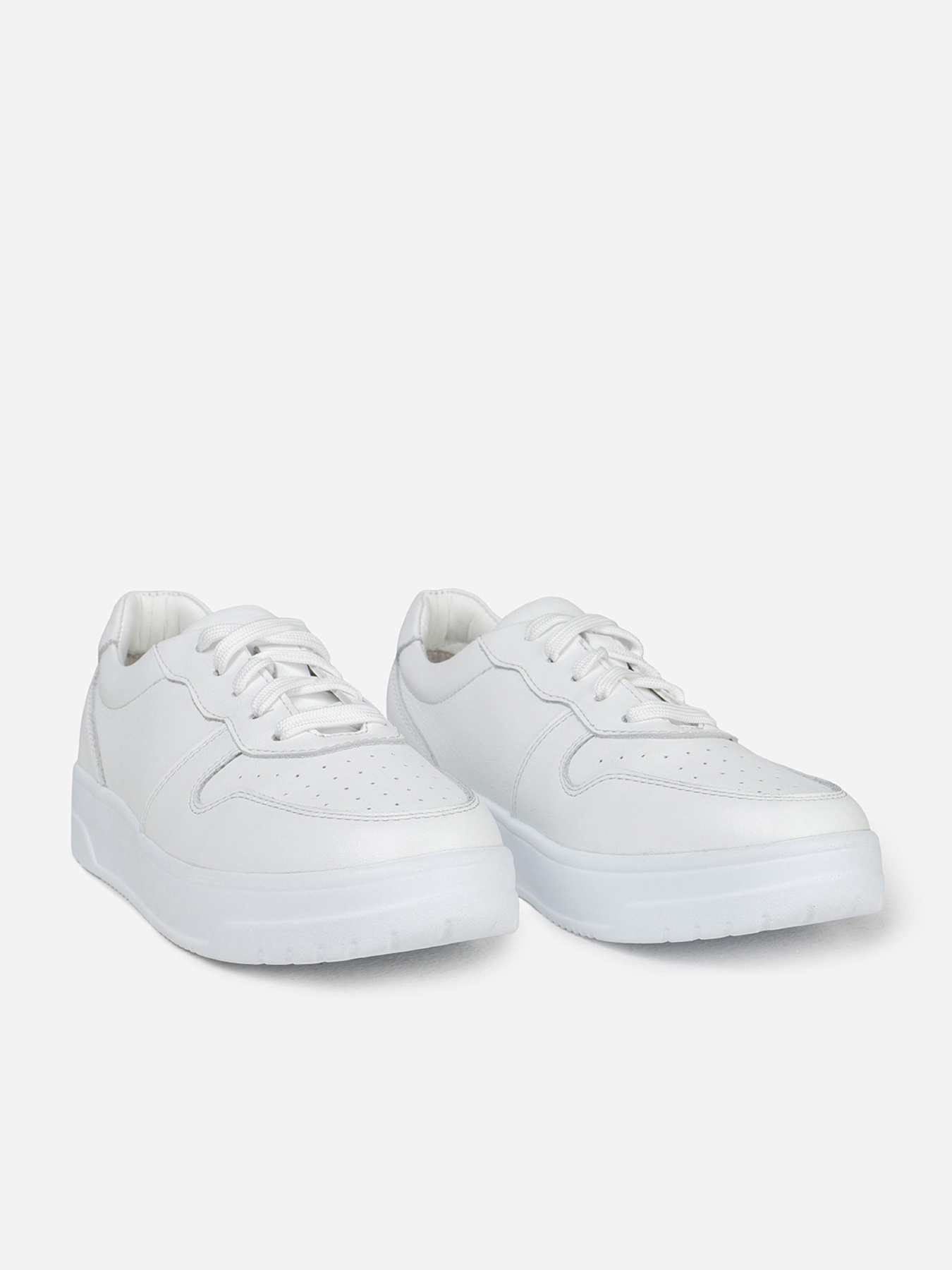 Кросівки повсякденні ISSA Plus модель OB2-451_белый Фото