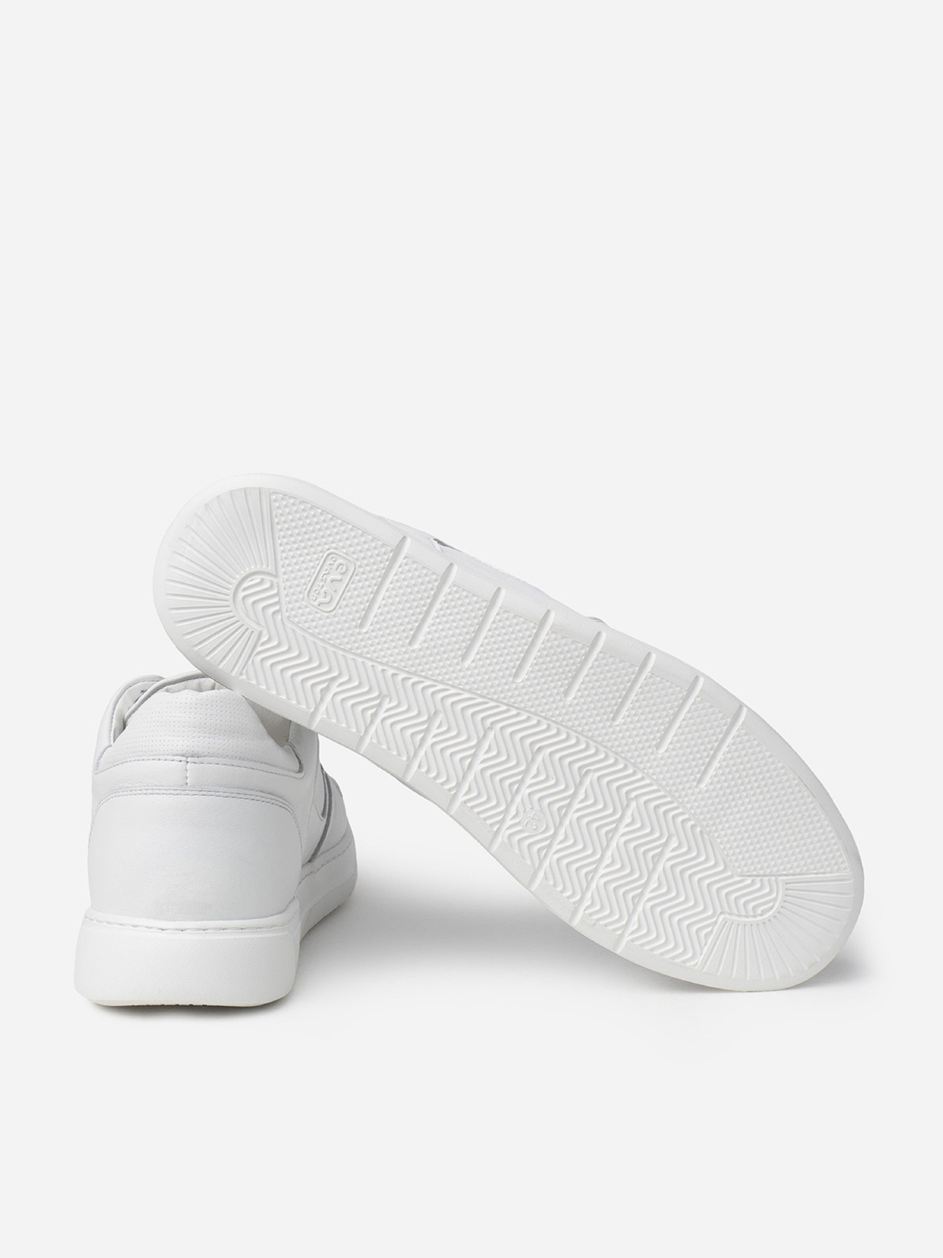 Кросівки повсякденні ISSA Plus модель GOB2-448_белый Фото