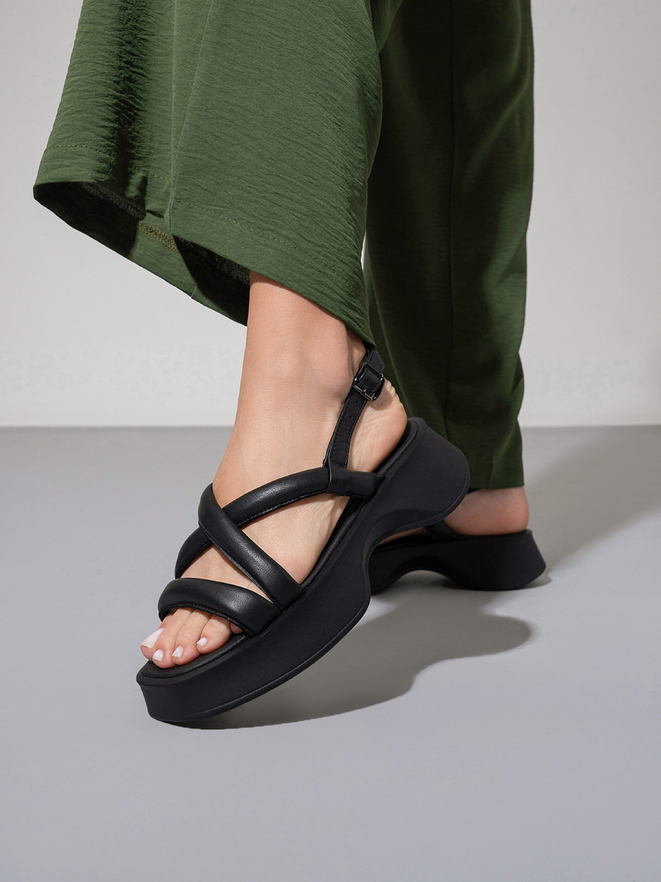 Босоножки ISSA Plus модель OB2-473_черный Фото