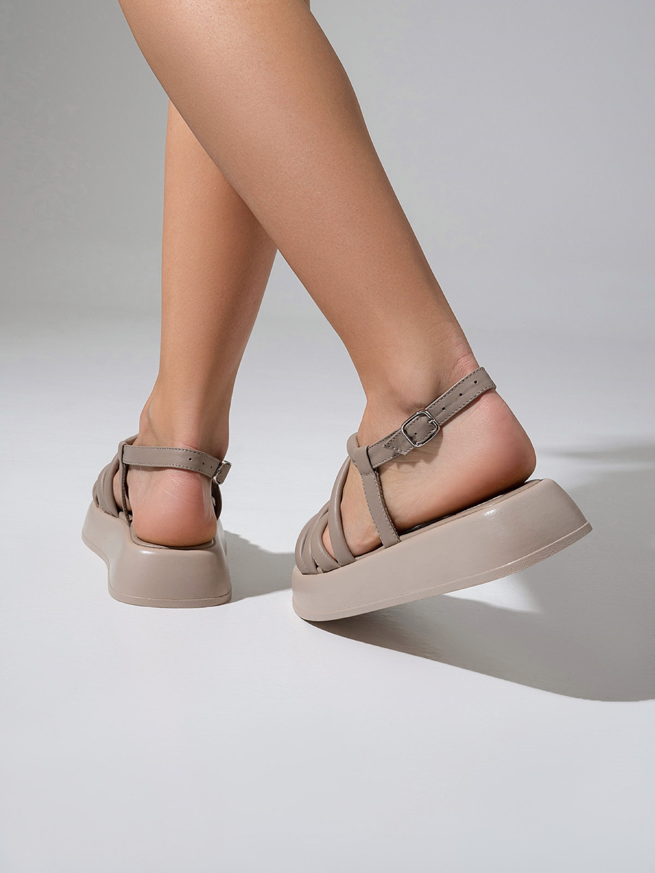 Сандалии ISSA Plus модель OB2-474_бежевый Фото