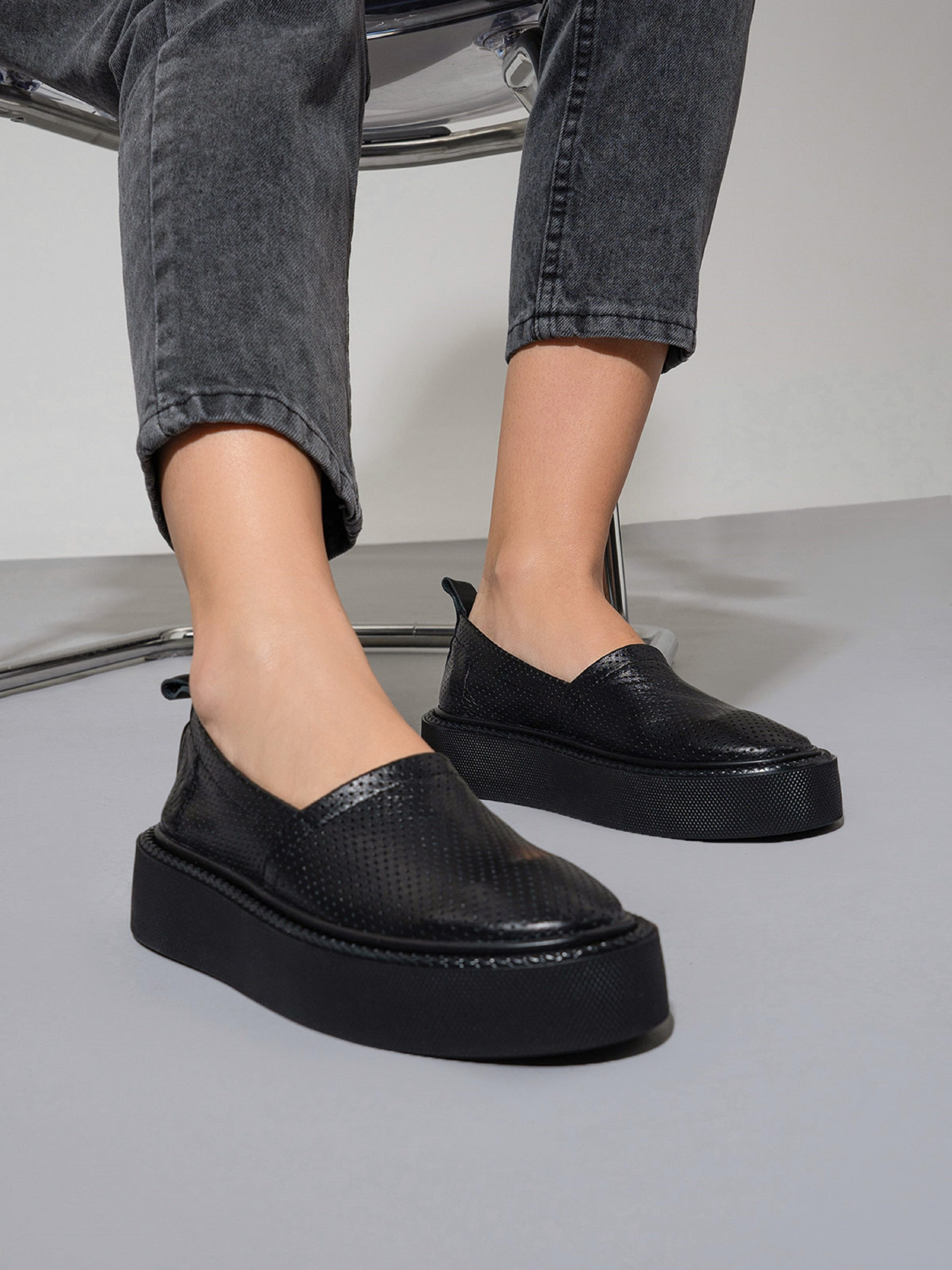 Слипоны ISSA Plus модель OB2-458_черный Фото