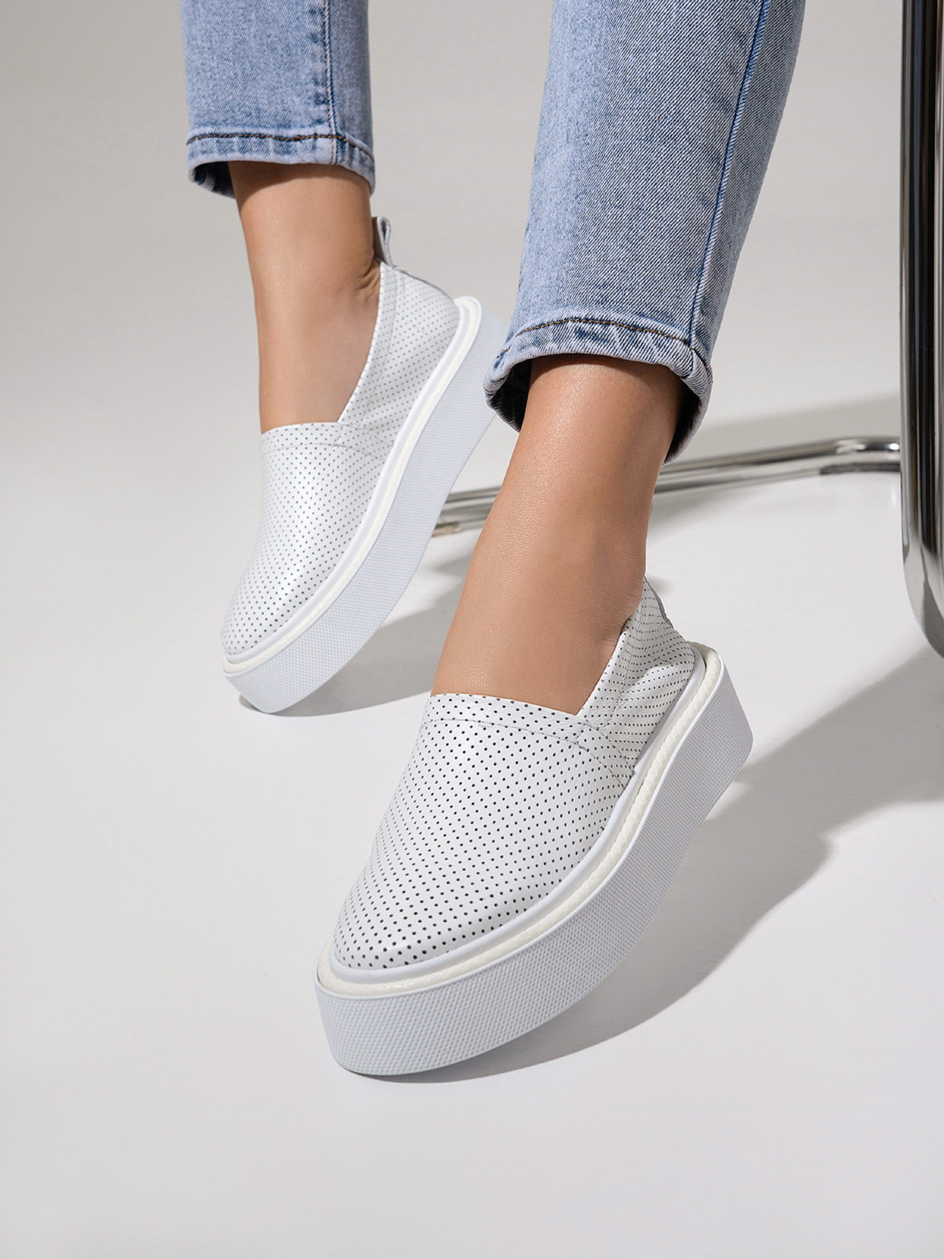 Слипоны ISSA Plus модель OB2-458_белый Фото