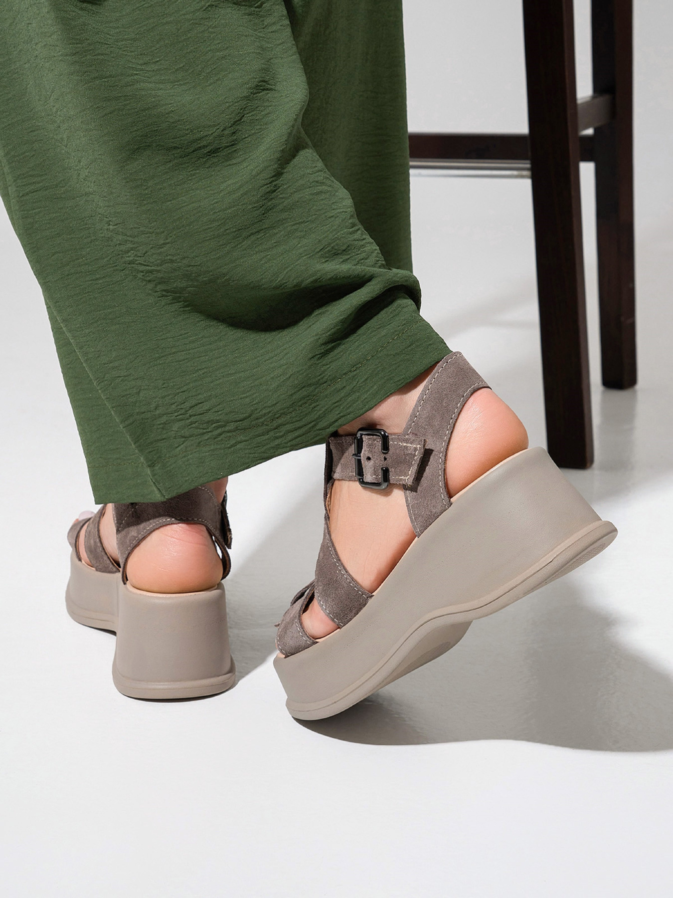 Босоножки ISSA Plus модель OB2-460_бежевый Фото