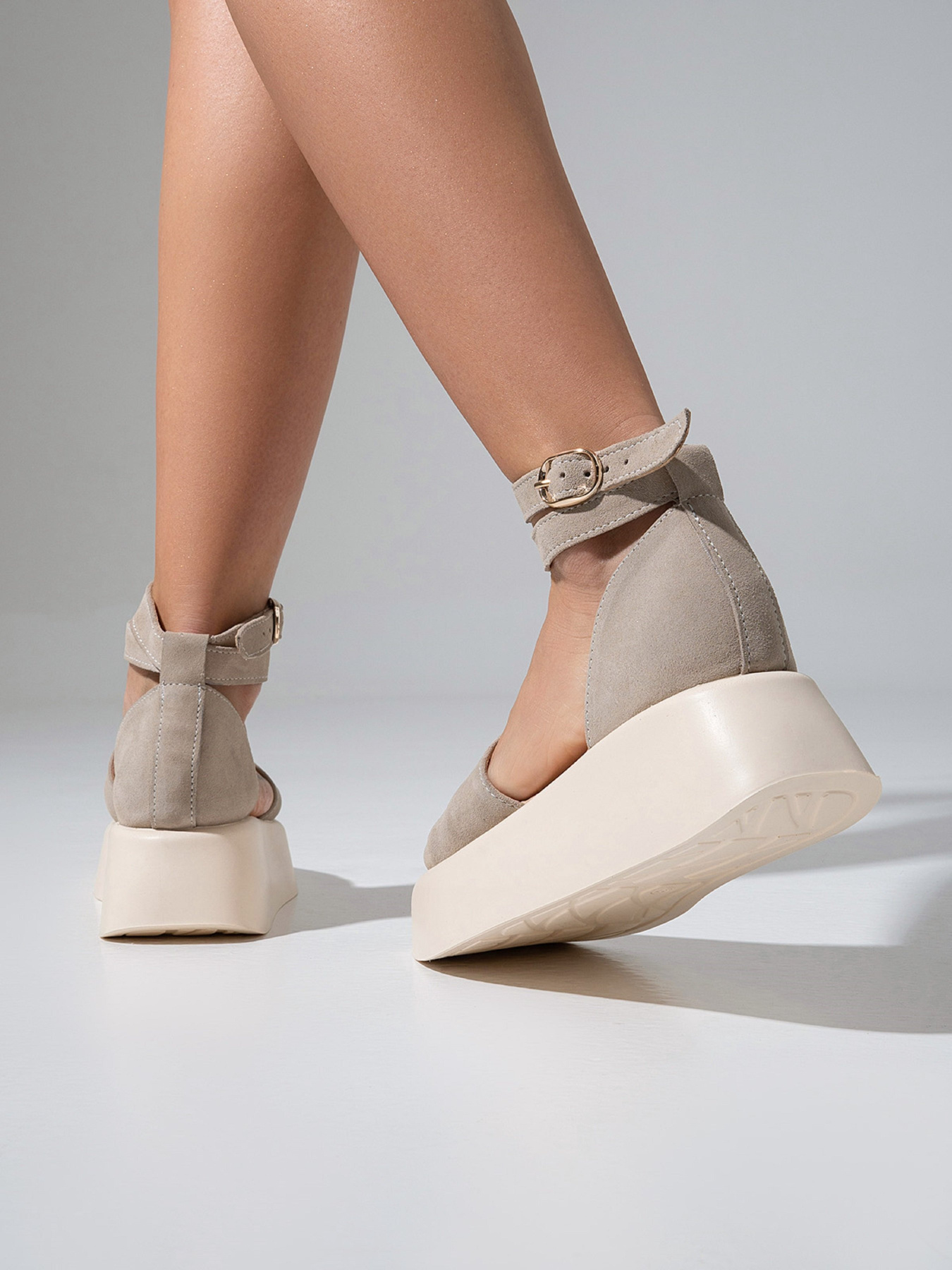 Босоножки ISSA Plus модель OB2-463_бежевый Фото