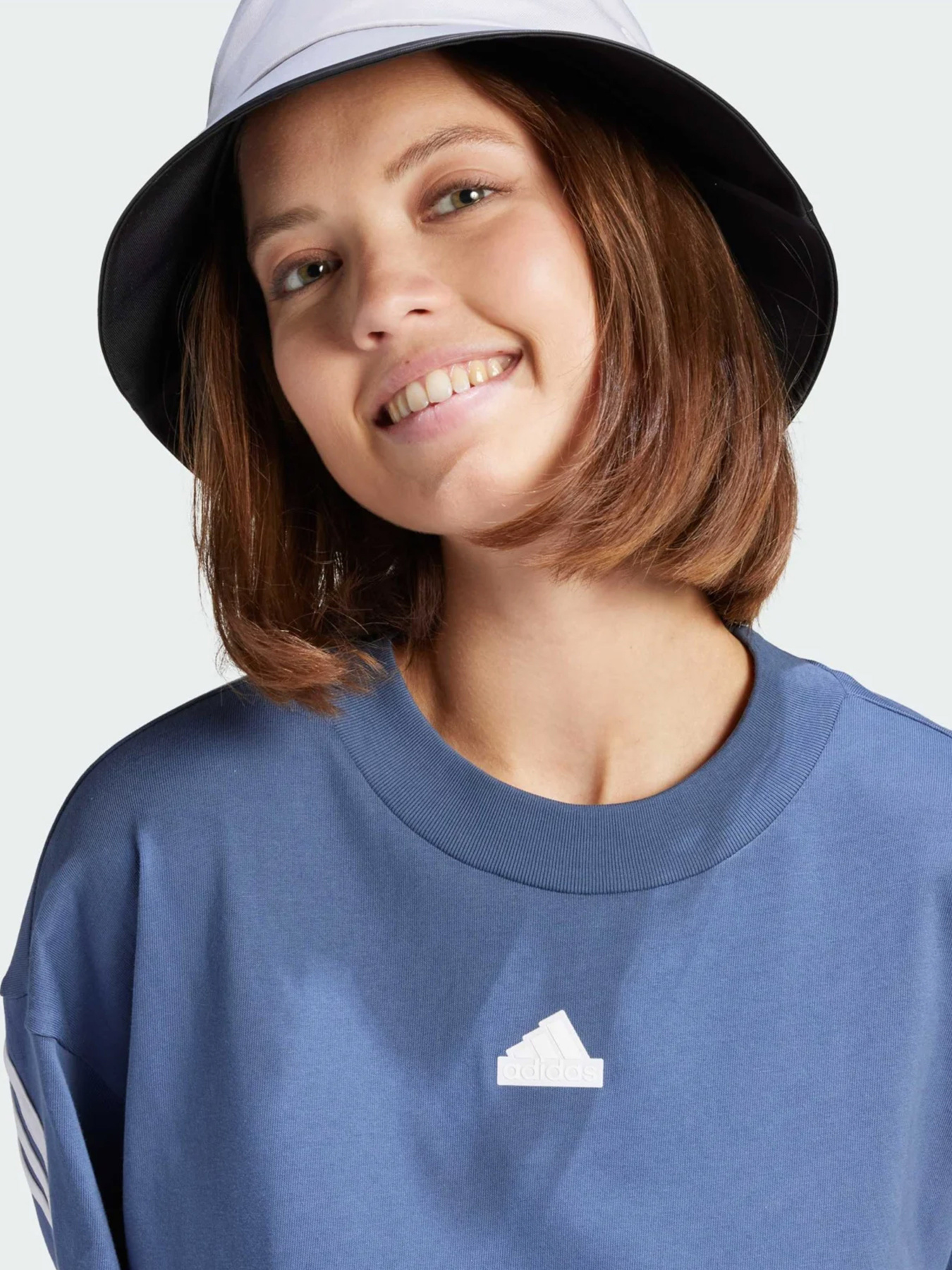 Футболки и поло Adidas модель IS3618 Футболки и поло Adidas модель IS3618 Фото