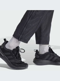 Штани повсякденні Adidas Tiro модель IQ4817 Фото