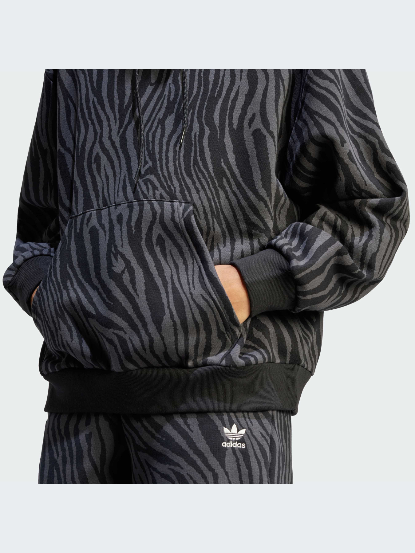 Худи Adidas Graphics модель IJ5604 Фото