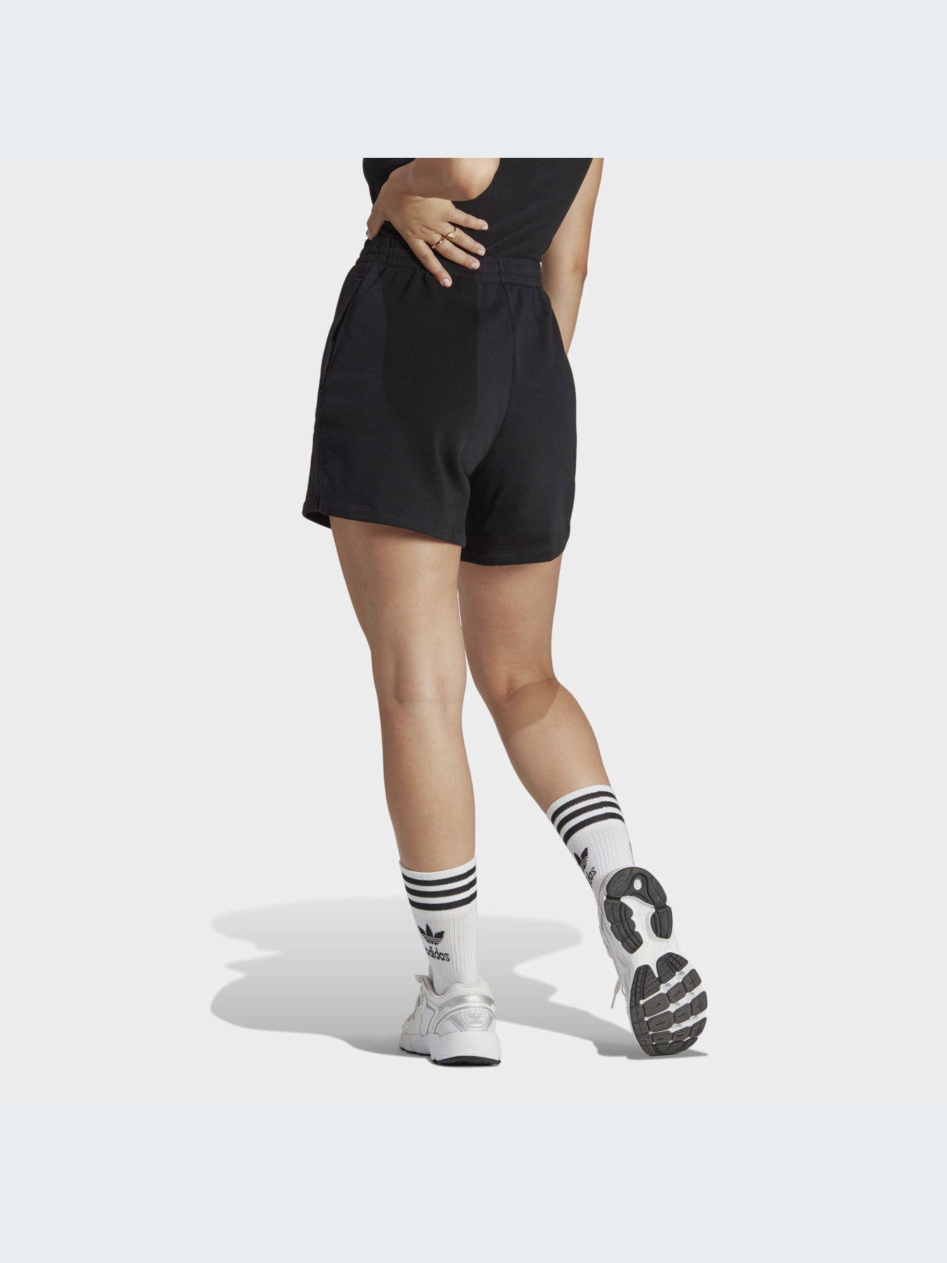 Шорты Adidas модель IA6451 Фото