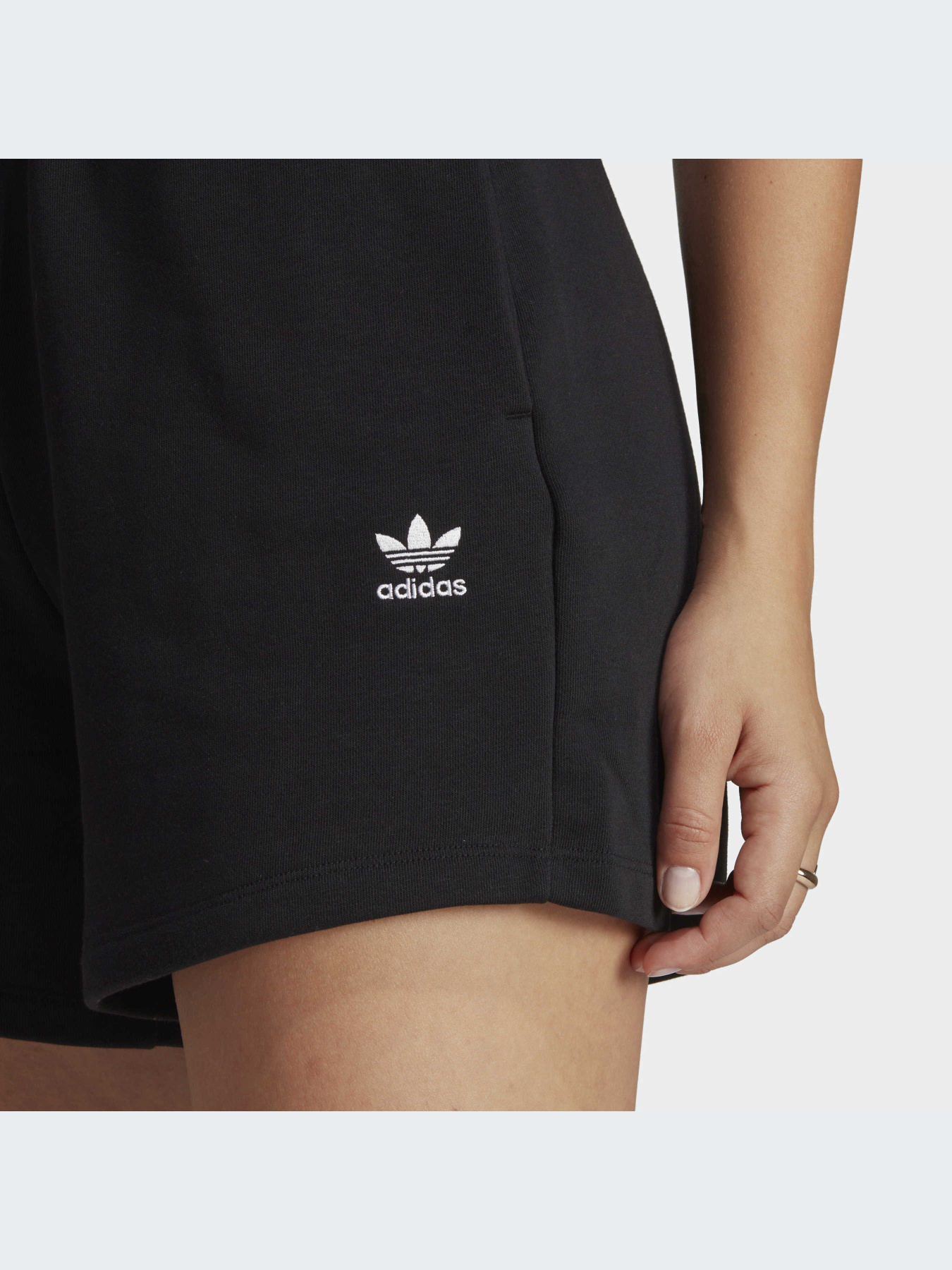 Шорты Adidas модель IA6451 Фото