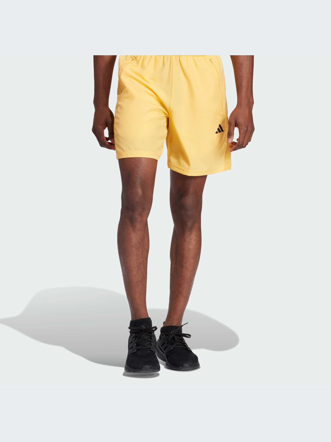 Шорты спортивные Adidas модель IR9249 Шорты спортивные Adidas модель IR9249 Фото