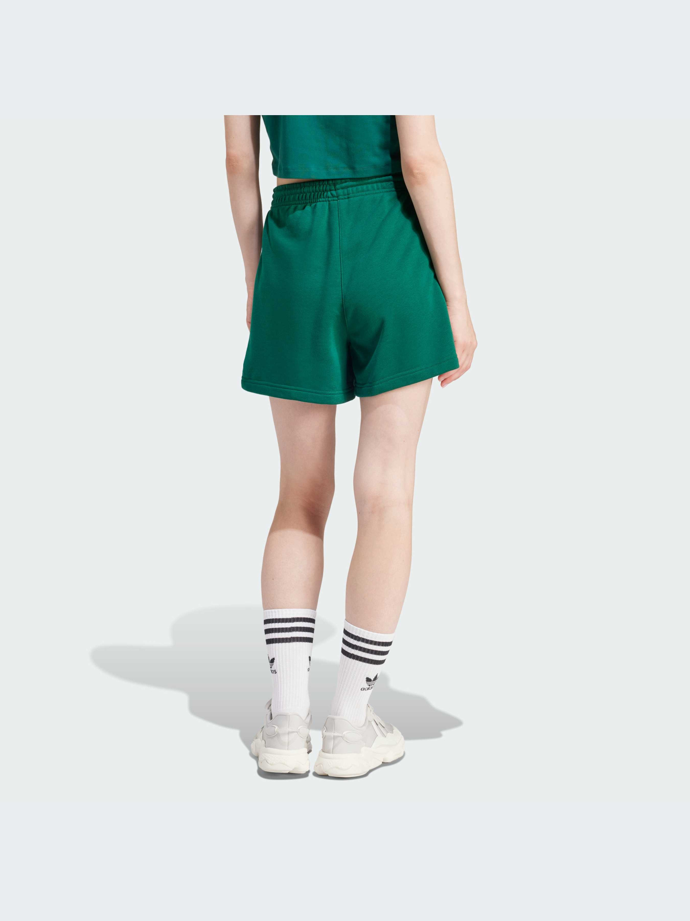 Шорты Adidas Adicolor модель IP0695 Фото