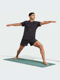 Футболка спортивна Adidas модель IR9481 Фото