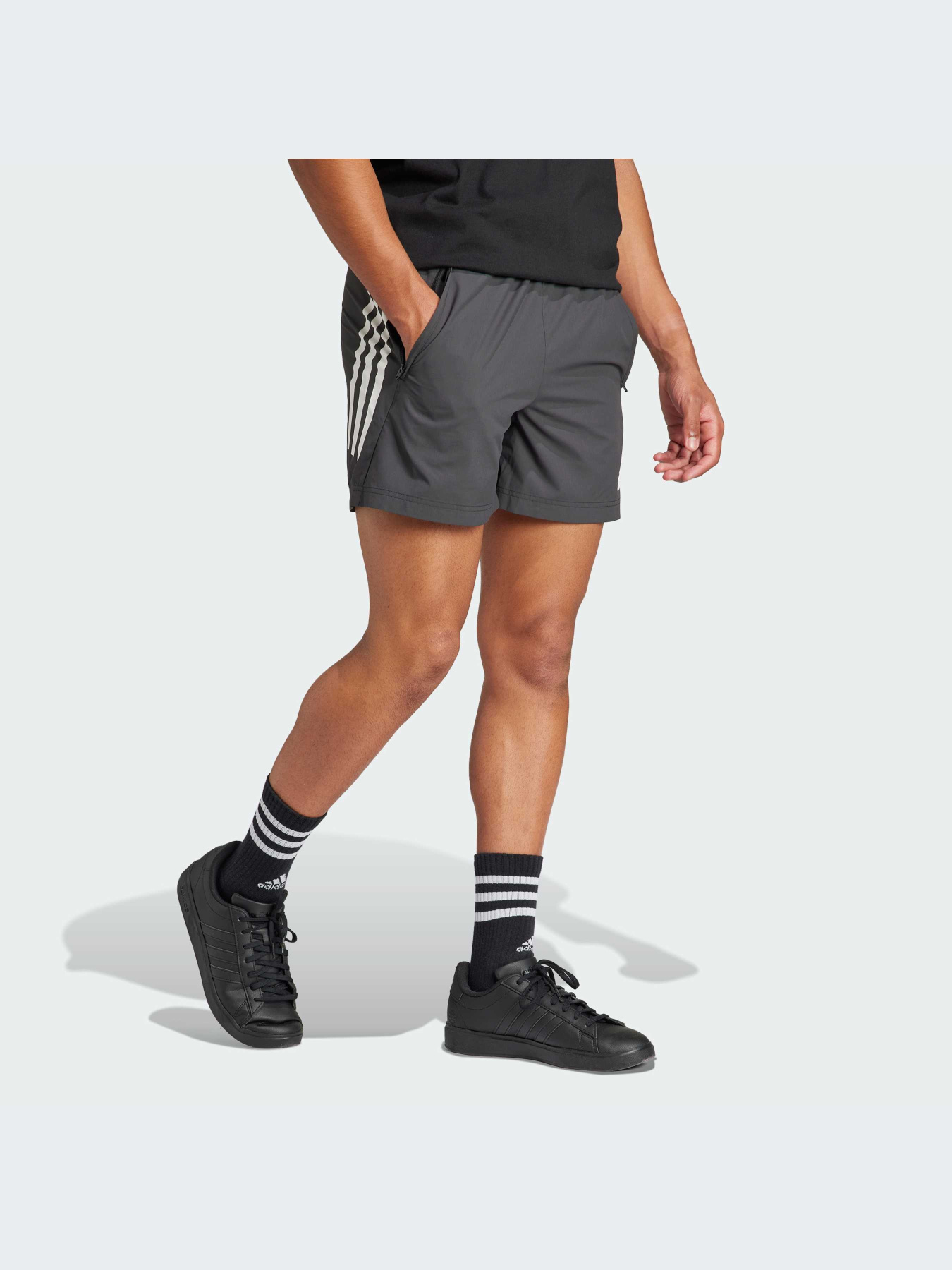 Шорти Adidas Культові силуети модель IR9221 Фото