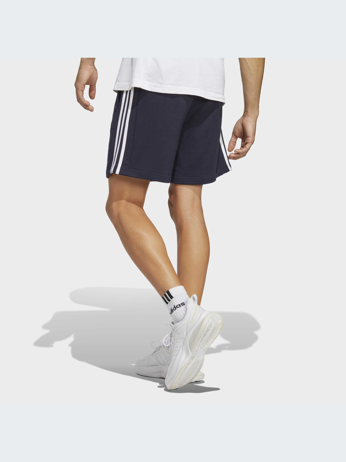 Повсякденні шорти Adidas модель IC9436 Фото