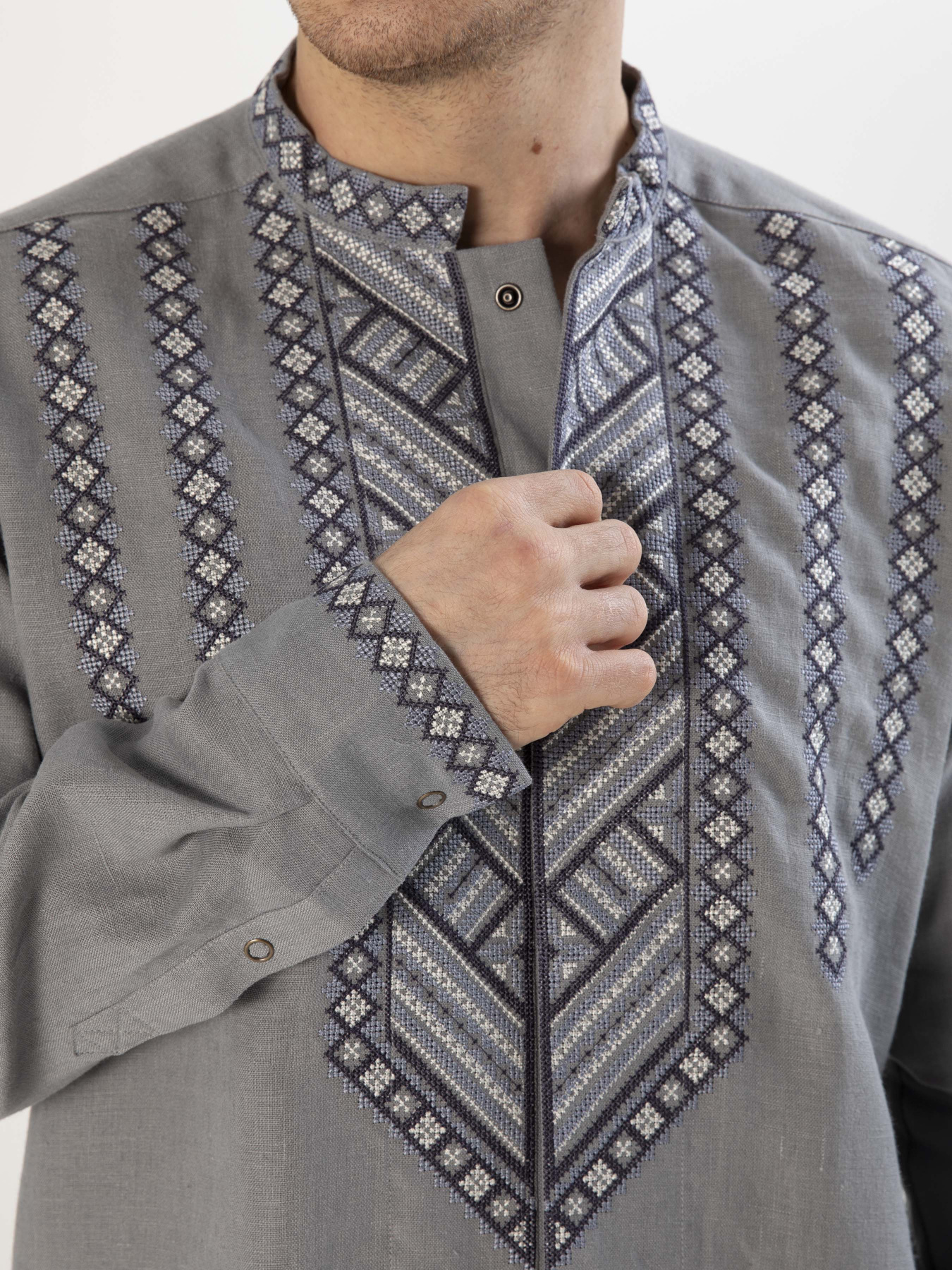 Вышитая рубашка Svarga модель SV-MS00583-1111-10016 Фото