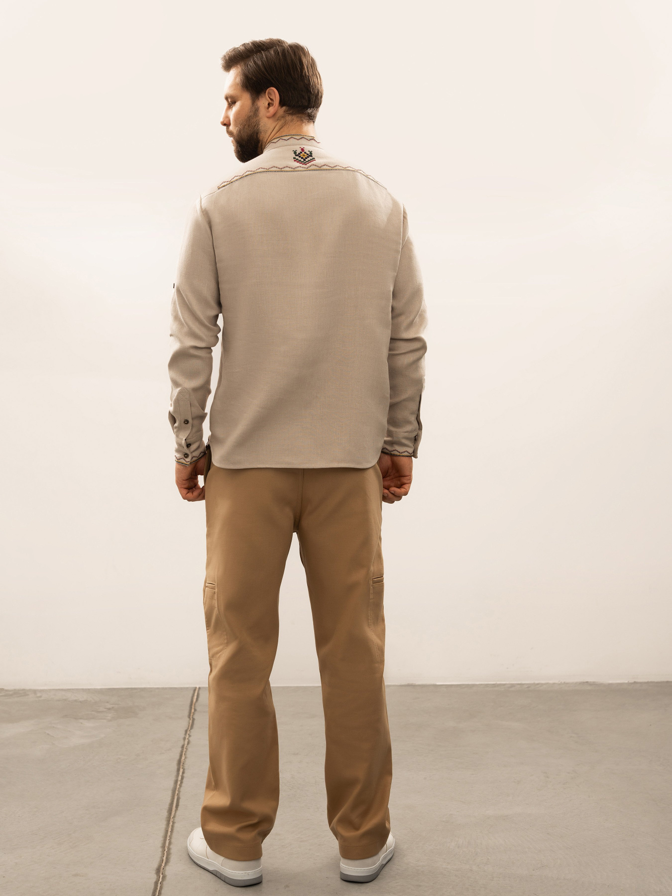 Вышитая рубашка Svarga модель SV-MS00691-1111-10016 Фото