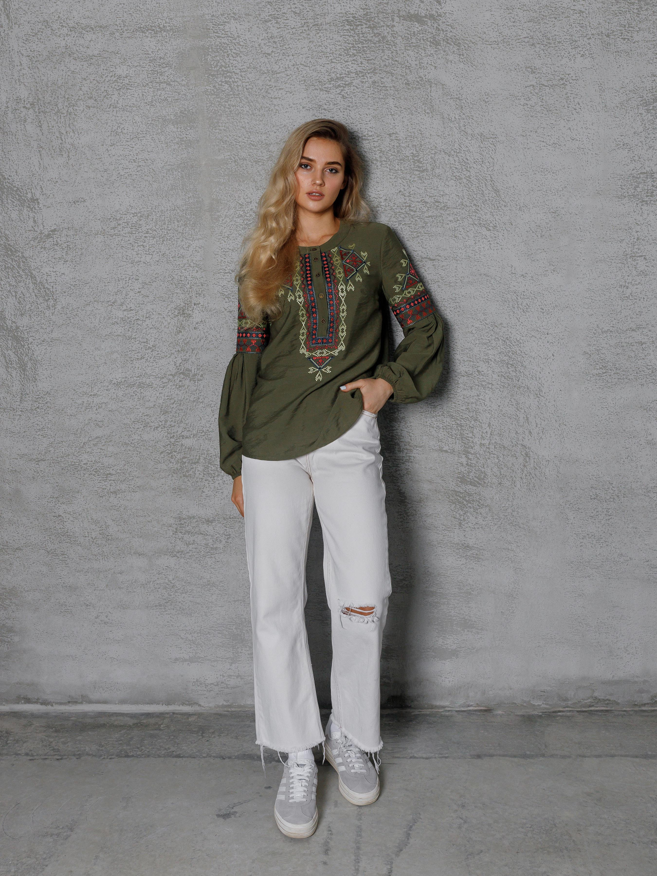 Вышитая рубашка Svarga модель SV-FB00530-1160-10010 Фото