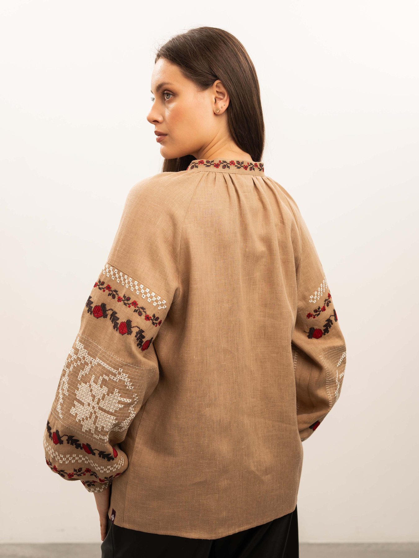 Вышитая рубашка Svarga модель SV-FB00695-1111-10023 Фото