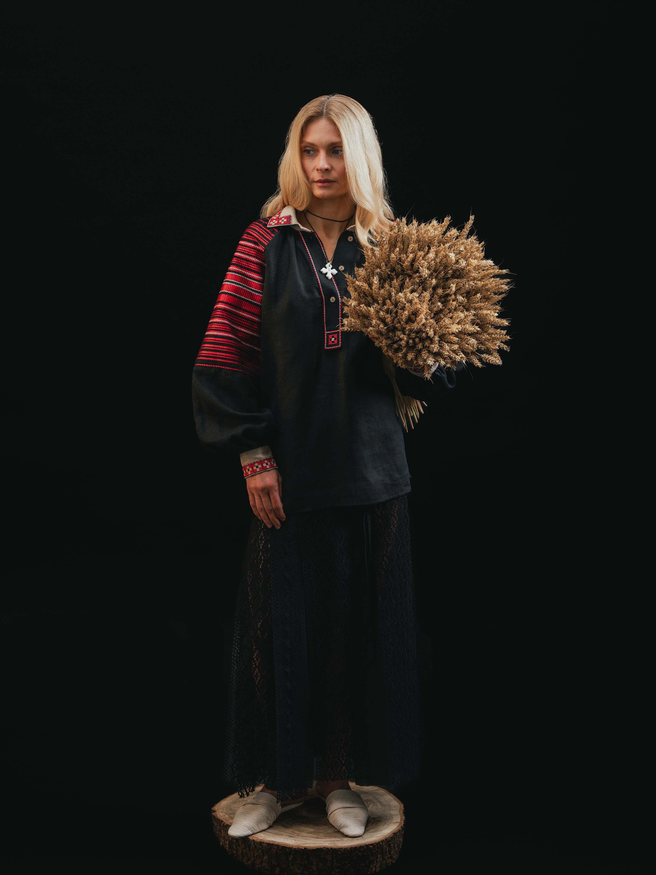 Вишита сорочка Svarga модель SV-FB00698-1111-10005 Вишита сорочка Svarga модель SV-FB00698-1111-10005 Фото