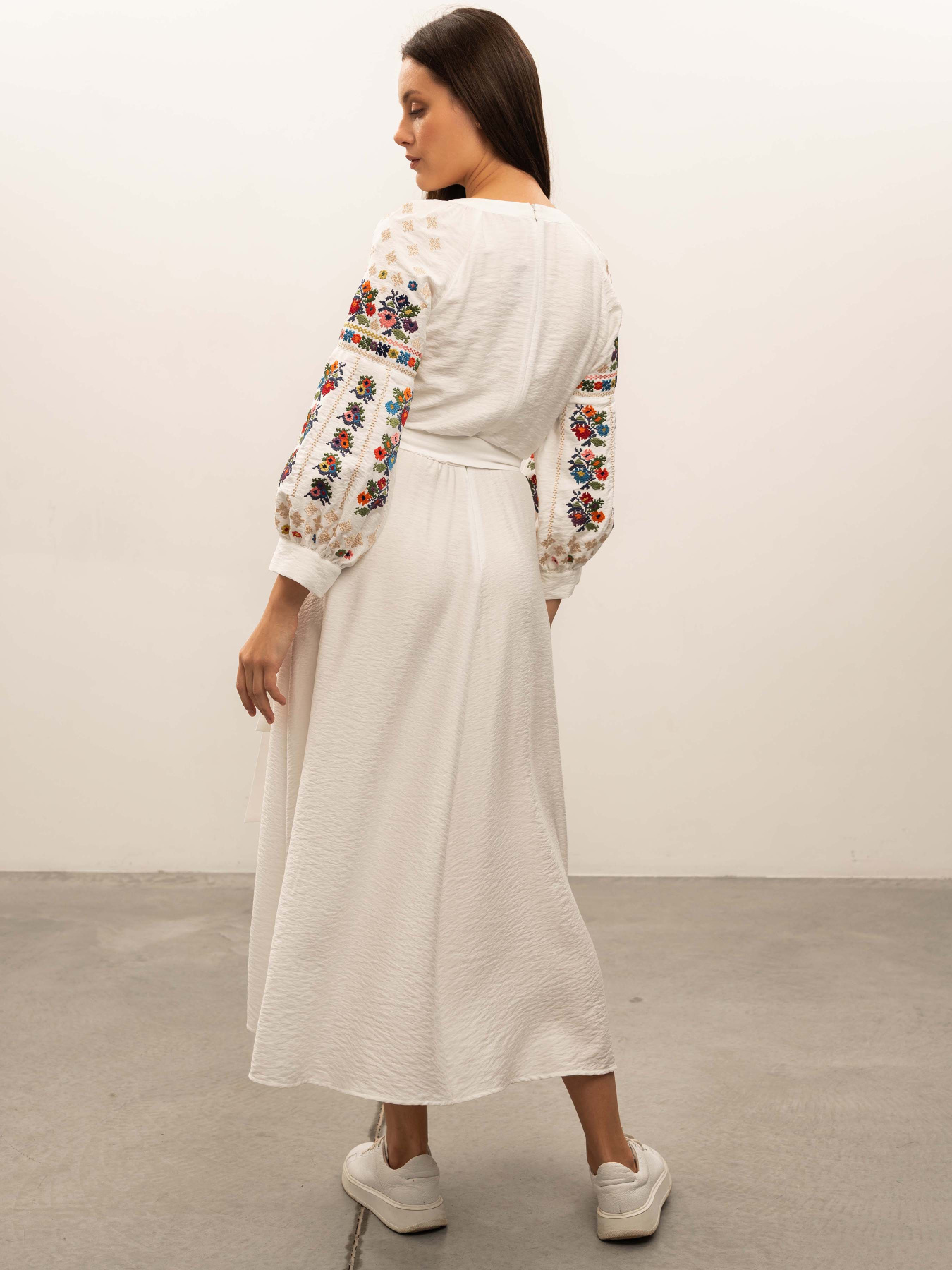 Вышитое платье Svarga модель SV-FD00704-1160-10001 Фото