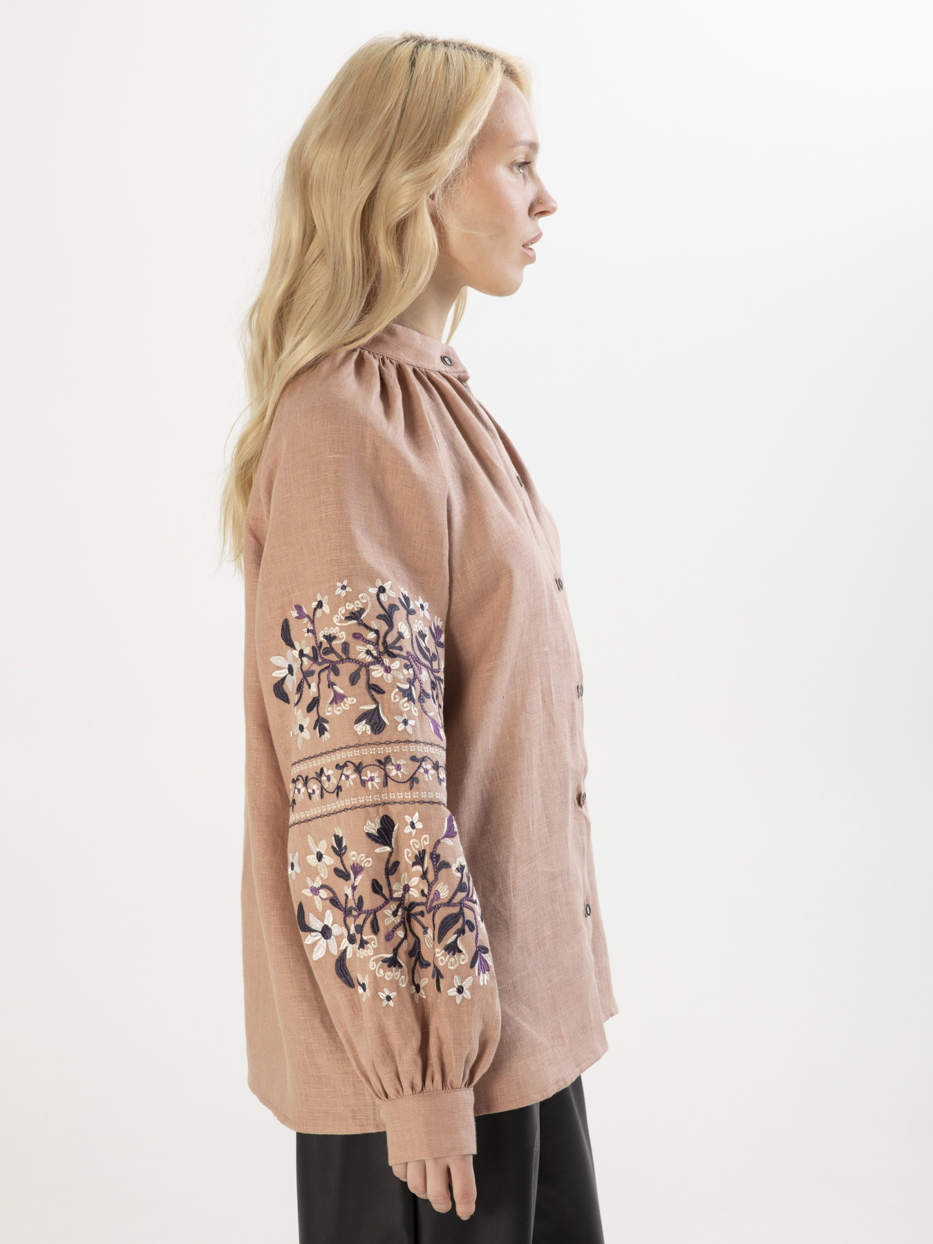 Вышитая рубашка Svarga модель SV-FB00712-1111-10021 Фото