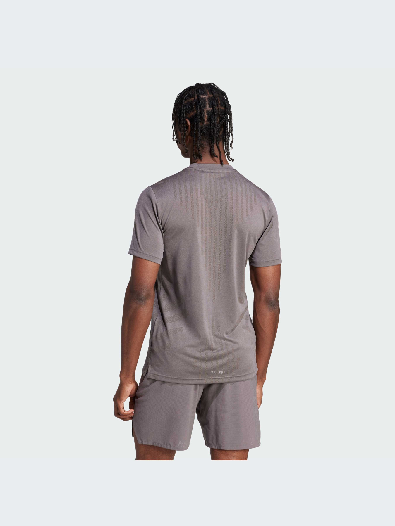 Футболка спортивная Adidas модель IS3735 Фото