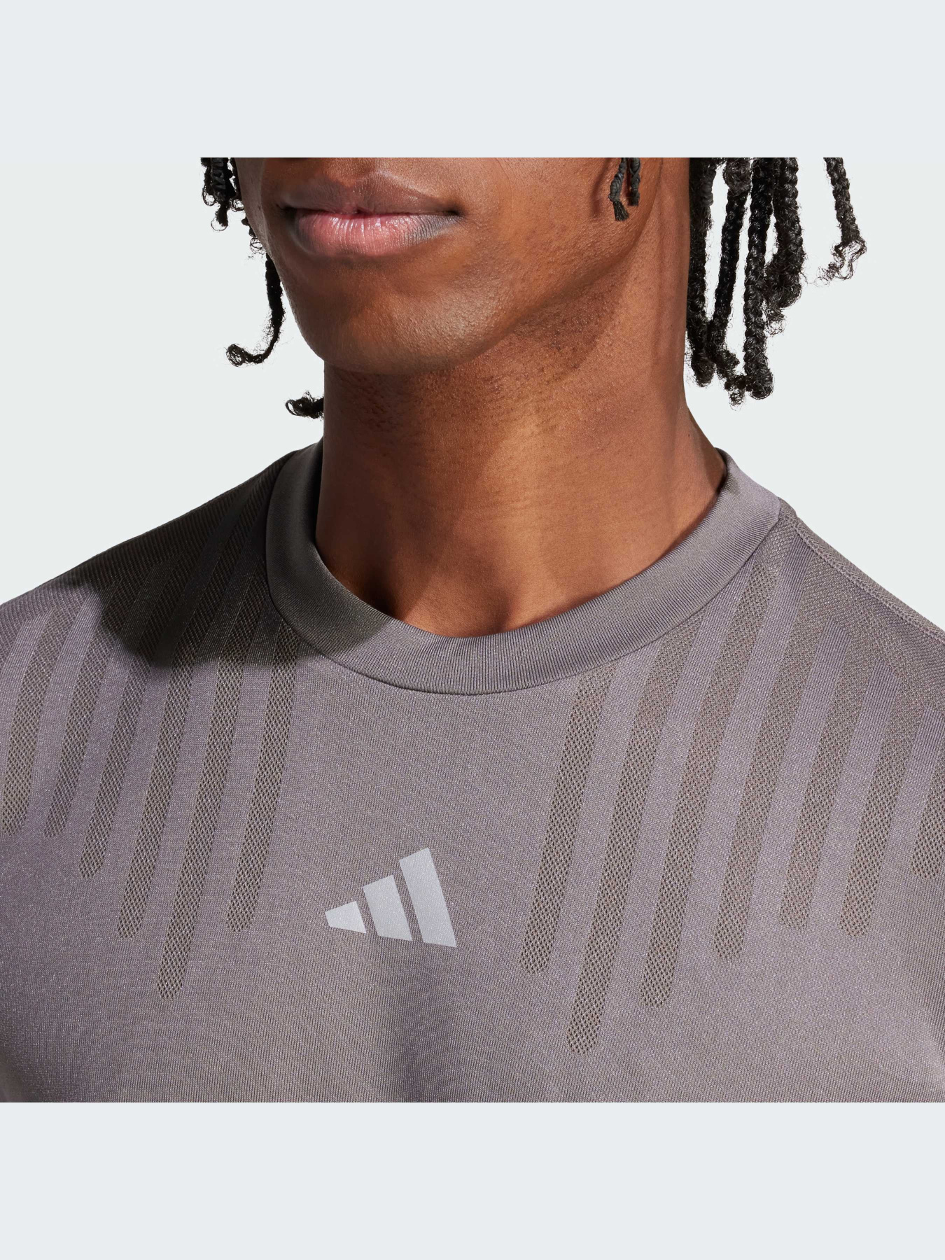 Футболка спортивная Adidas модель IS3735 Фото