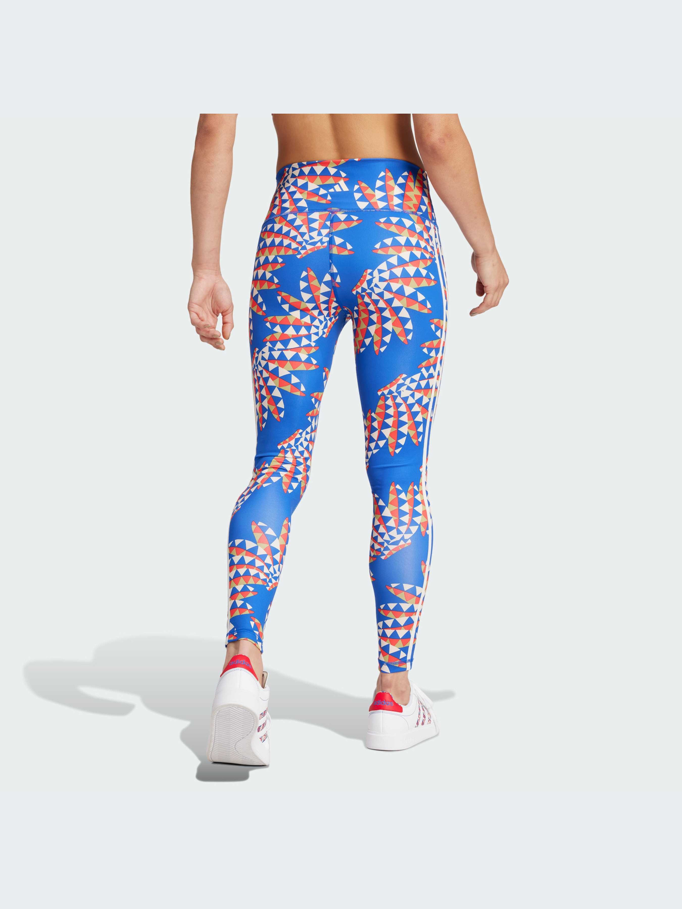 Леггинсы спортивные Adidas модель IQ4508 Фото