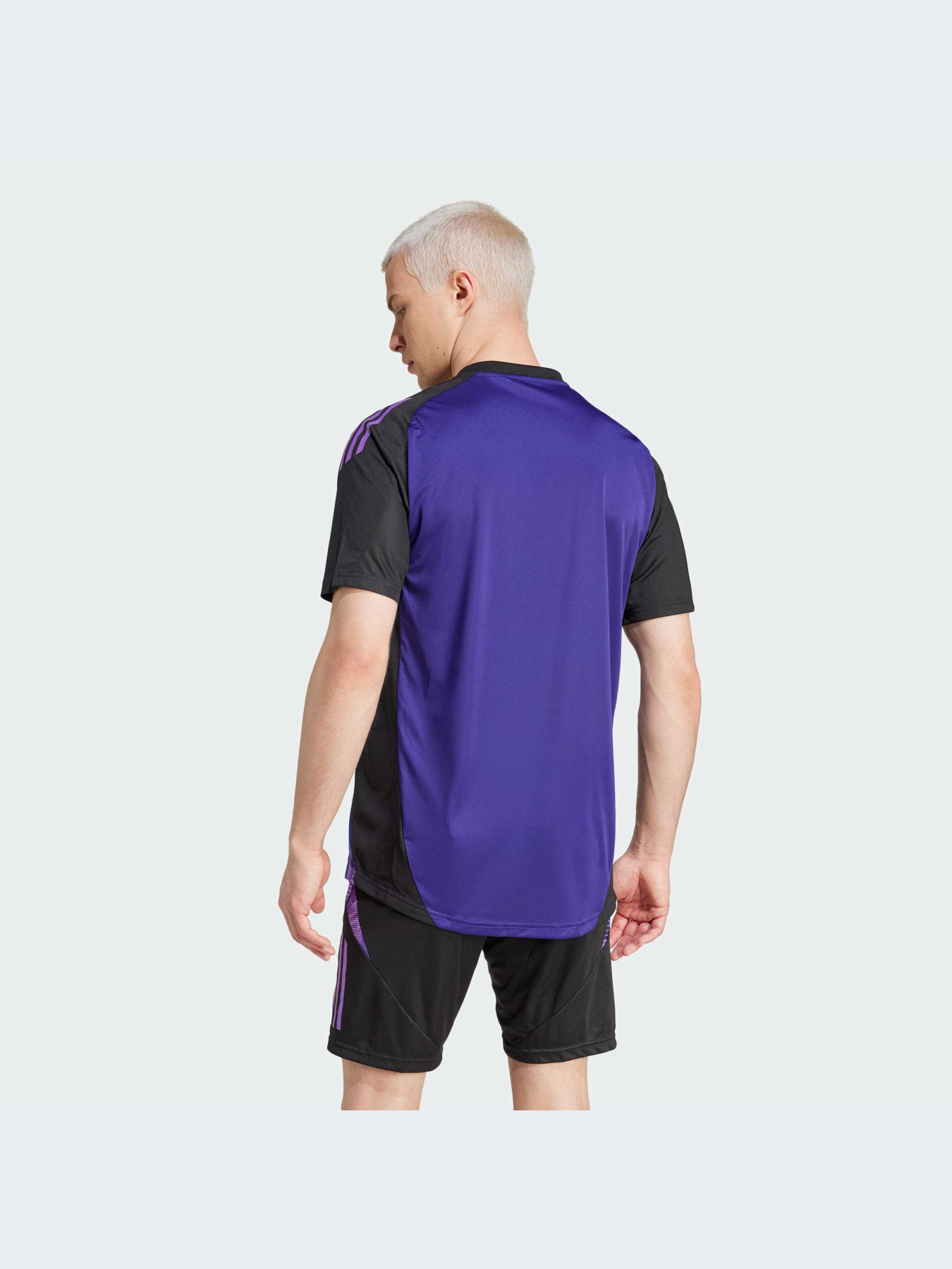 Футболка спортивная Adidas Tiro модель IP8245 Фото