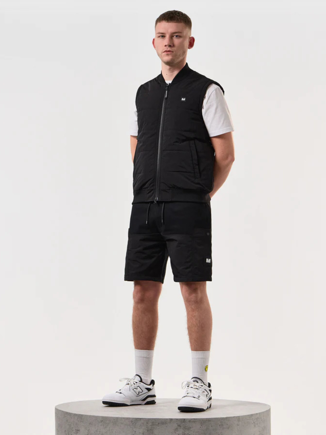 Жилет з утеплювачем Weekend Offender модель JKSS2424-BLACK Фото