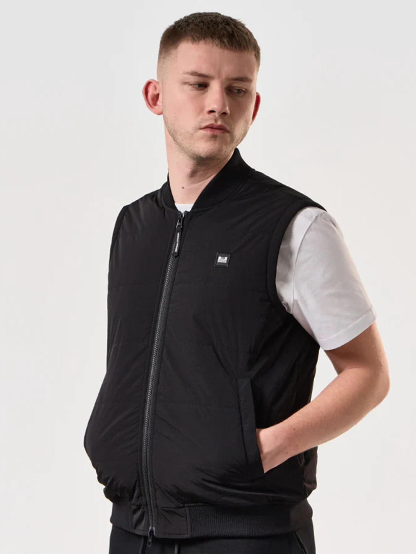 Жилет з утеплювачем Weekend Offender модель JKSS2424-BLACK Фото