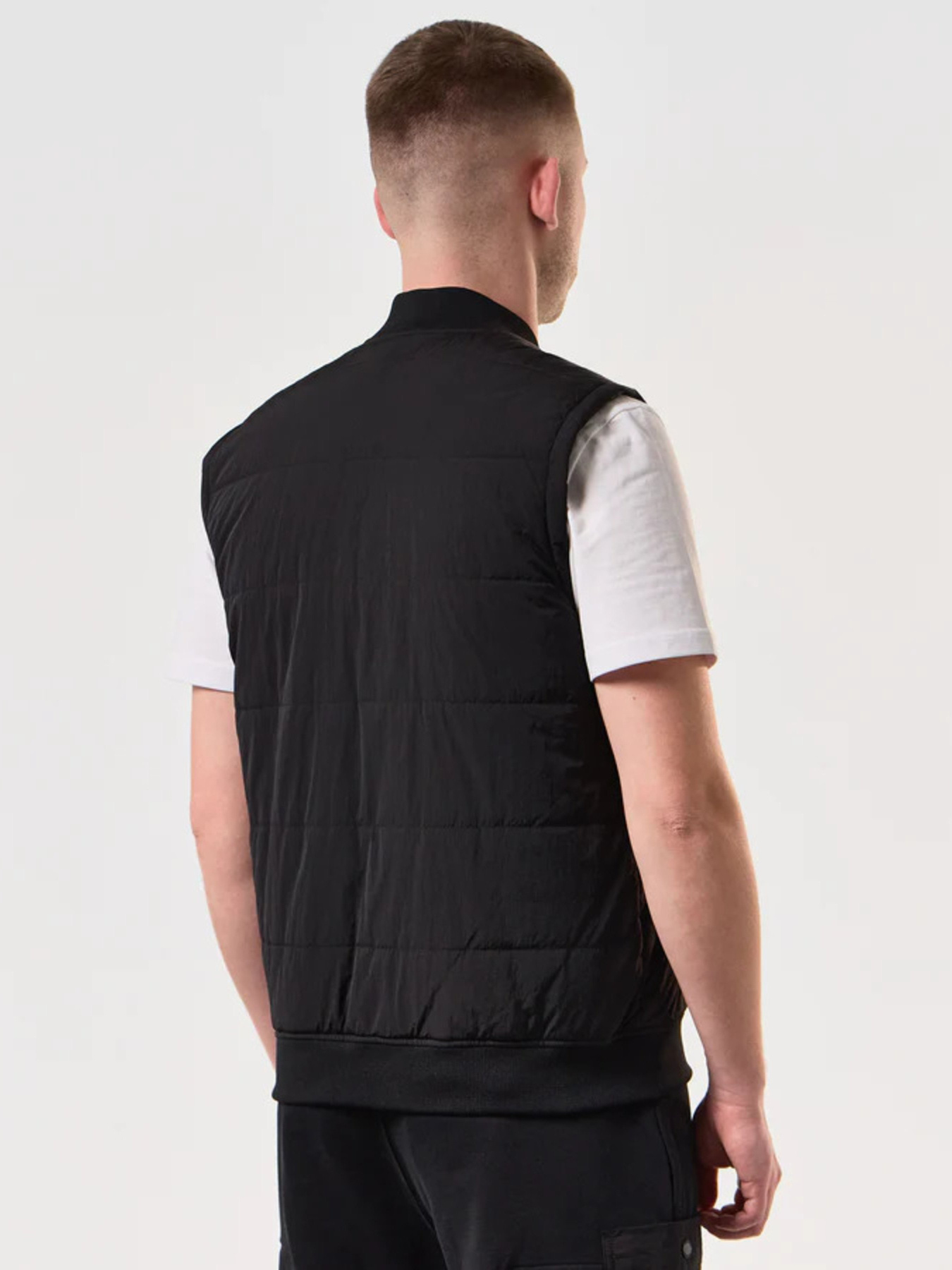 Жилет з утеплювачем Weekend Offender модель JKSS2424-BLACK Фото