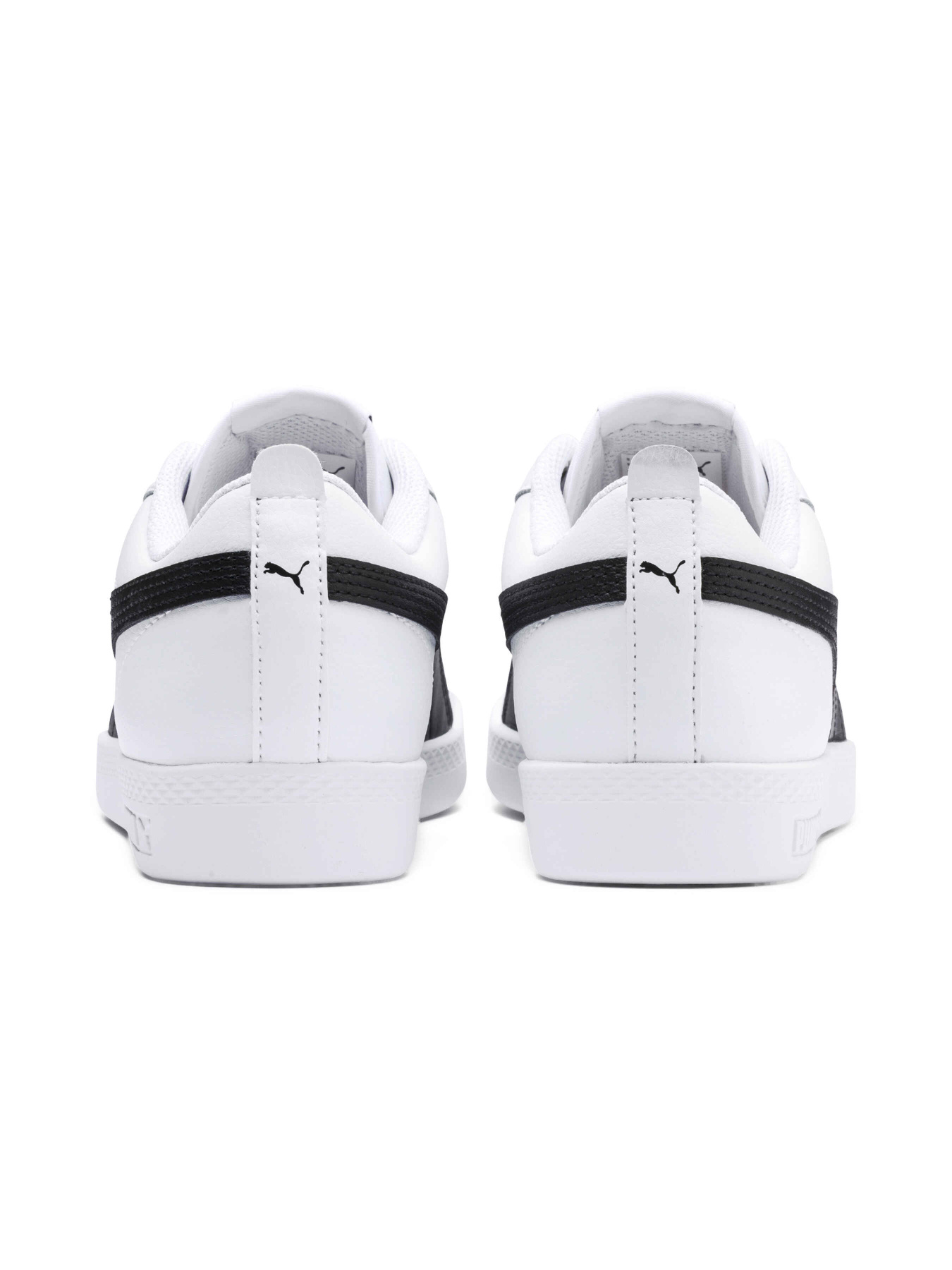 Кеды низкие PUMA Smash Wns V2 L модель 365208 Кеды низкие PUMA Smash Wns V2 L модель 365208 Фото